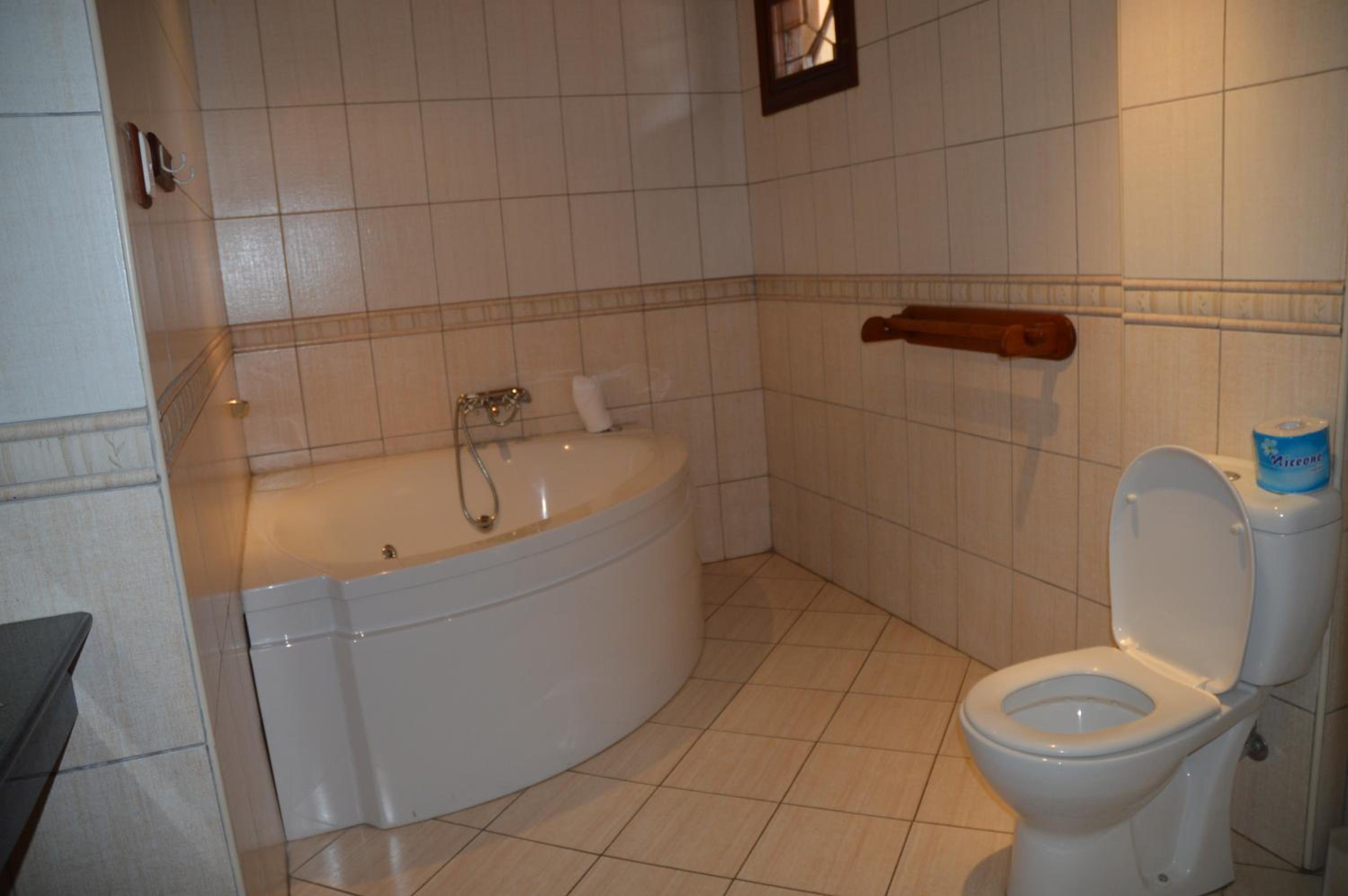 One-Bedroom Suite