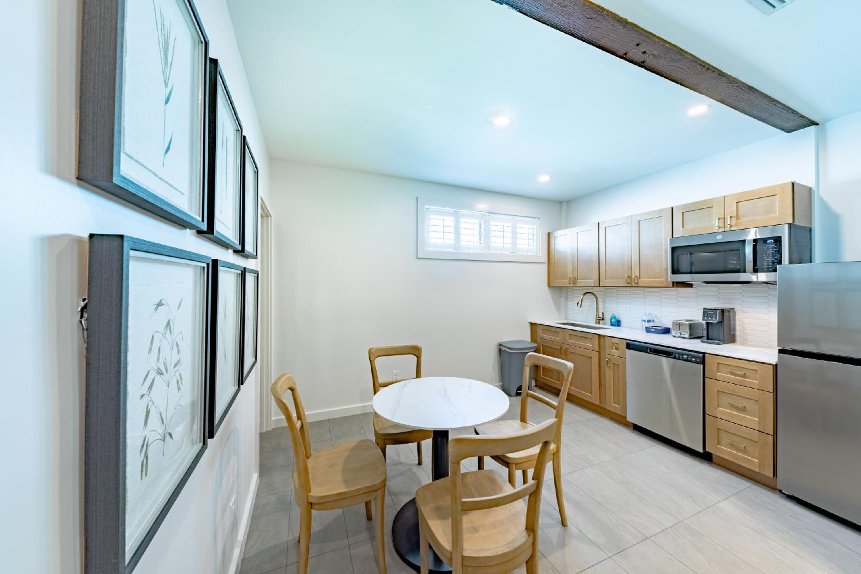 One-Bedroom Suite photo 1