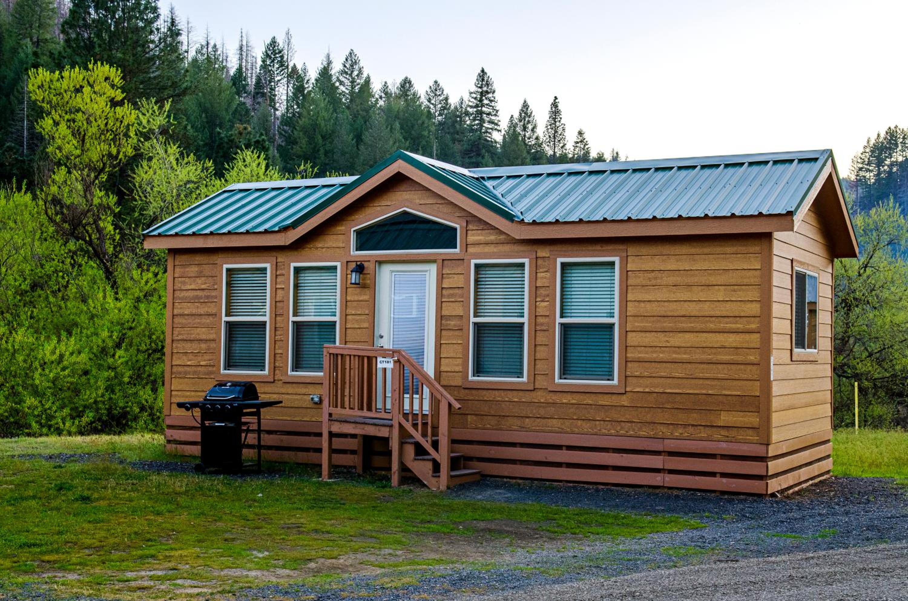 Cottage - Sleeps 6, No Pets photo 1
