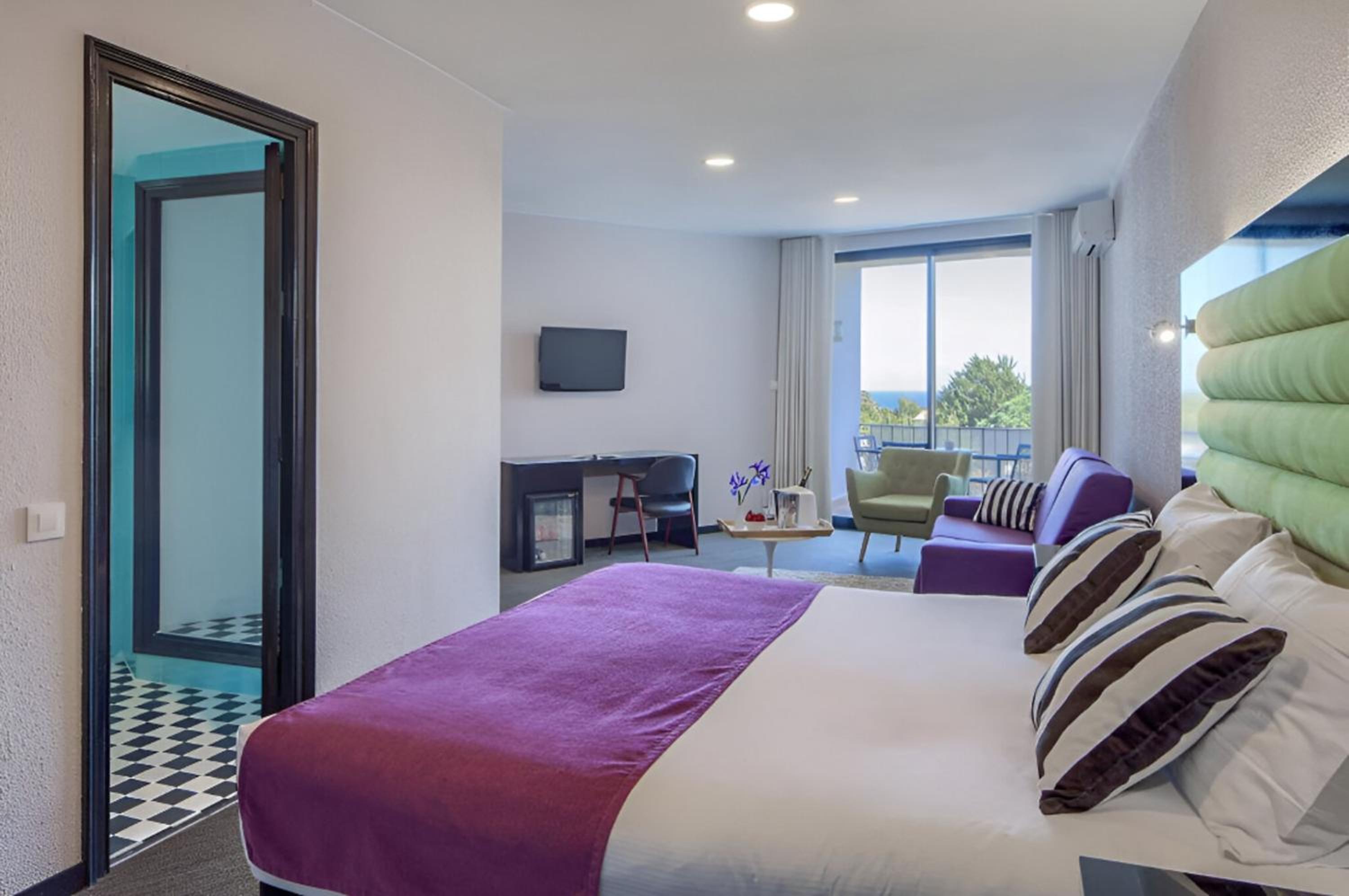 Suite with Terrace - Photo 1