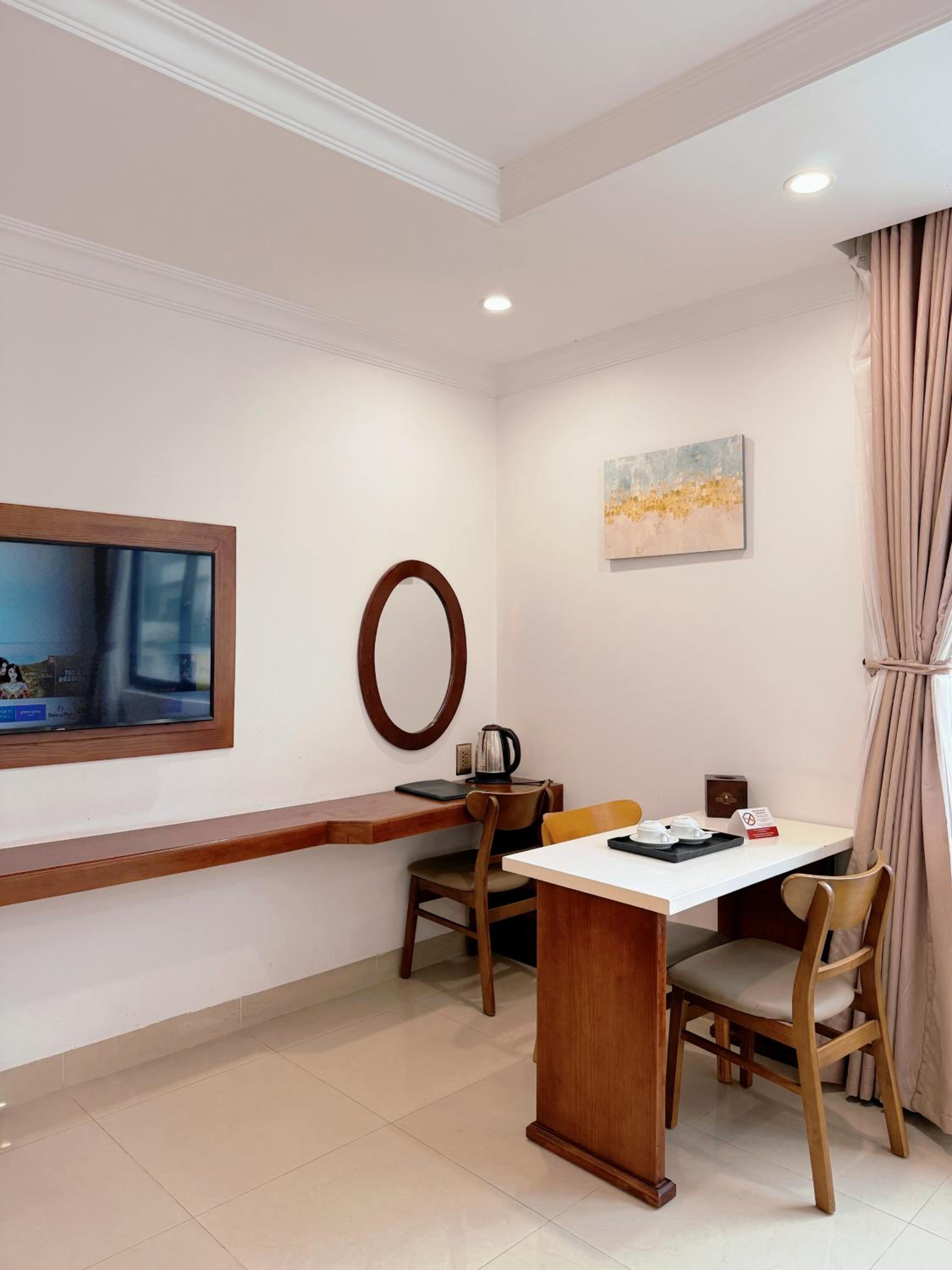 Triple Room with City View