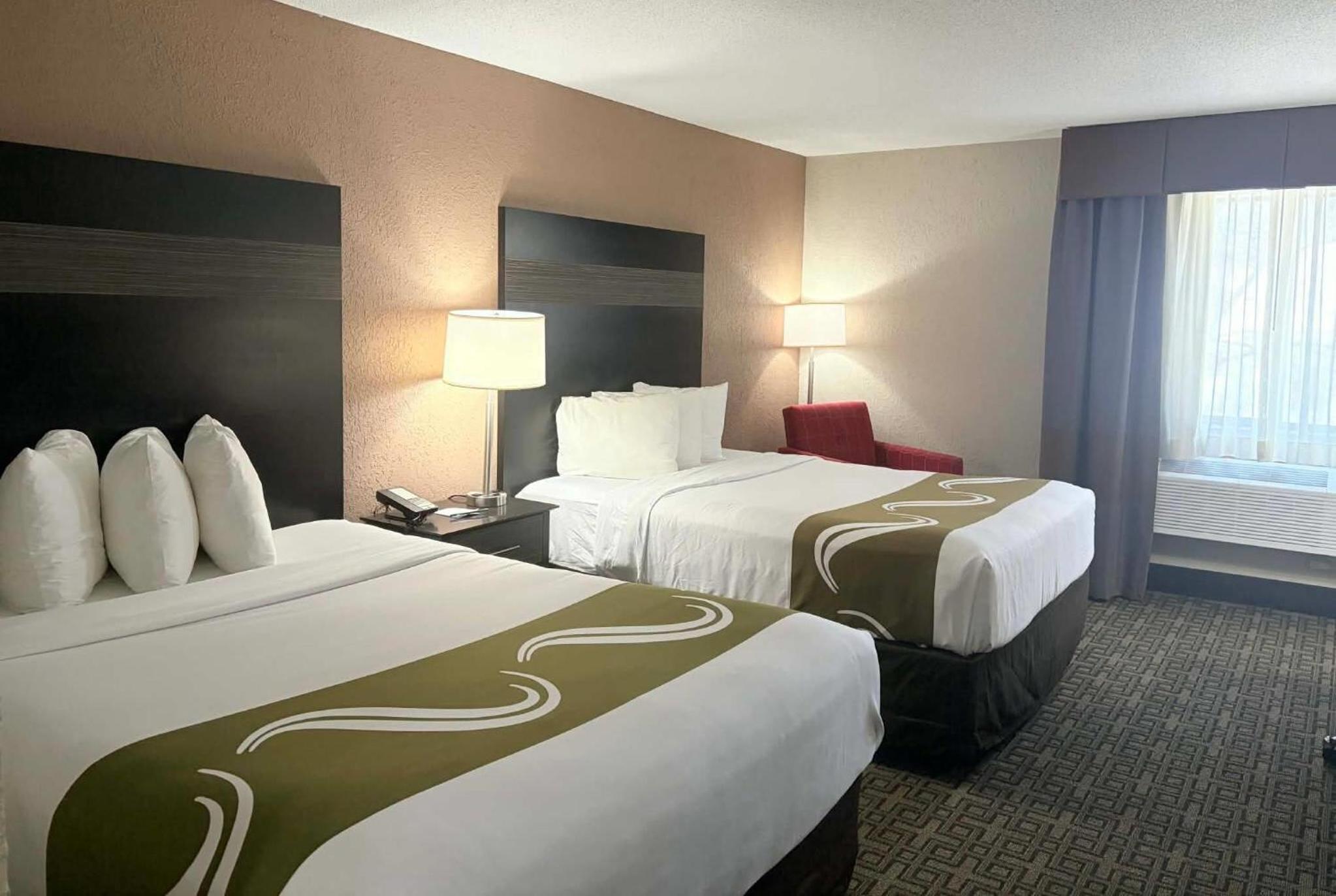 Queen Room with Two Queen Beds - Non-Smoking - Photo 1
