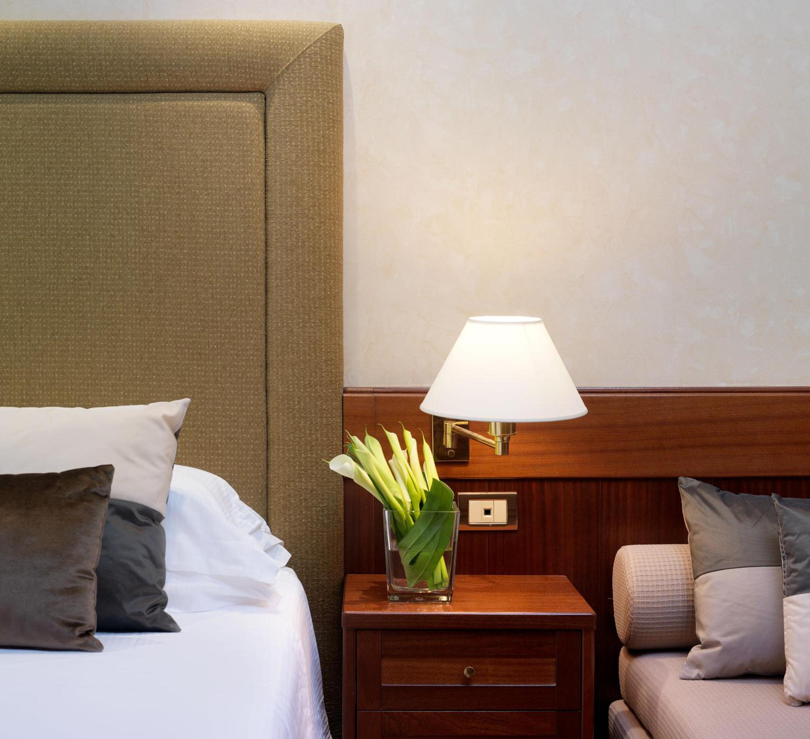 Switchable Room Option - Photo 1