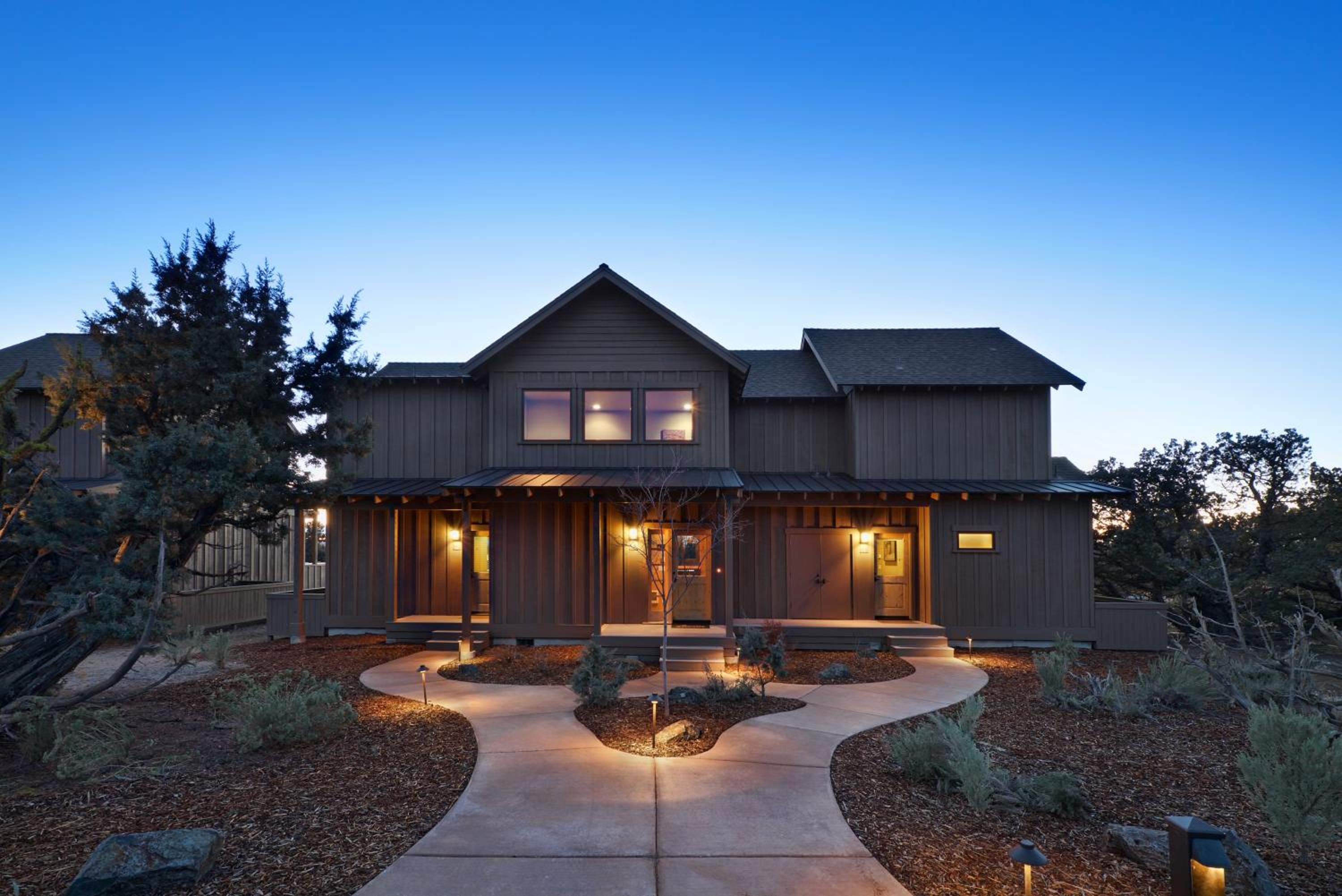 Four-Bedroom Cabin with Hot Tub - Photo 2