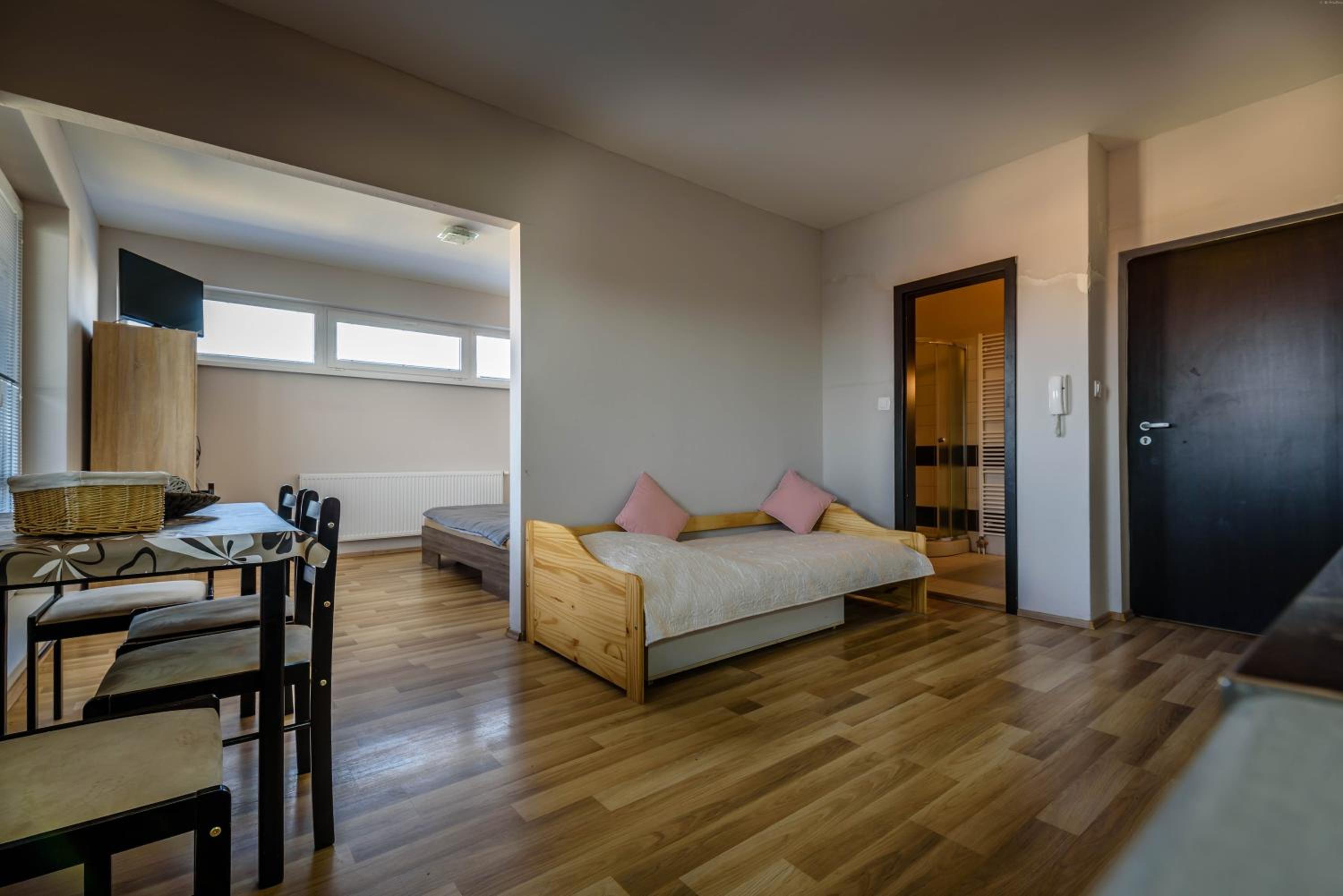Apartment with Terrace and Basilica View