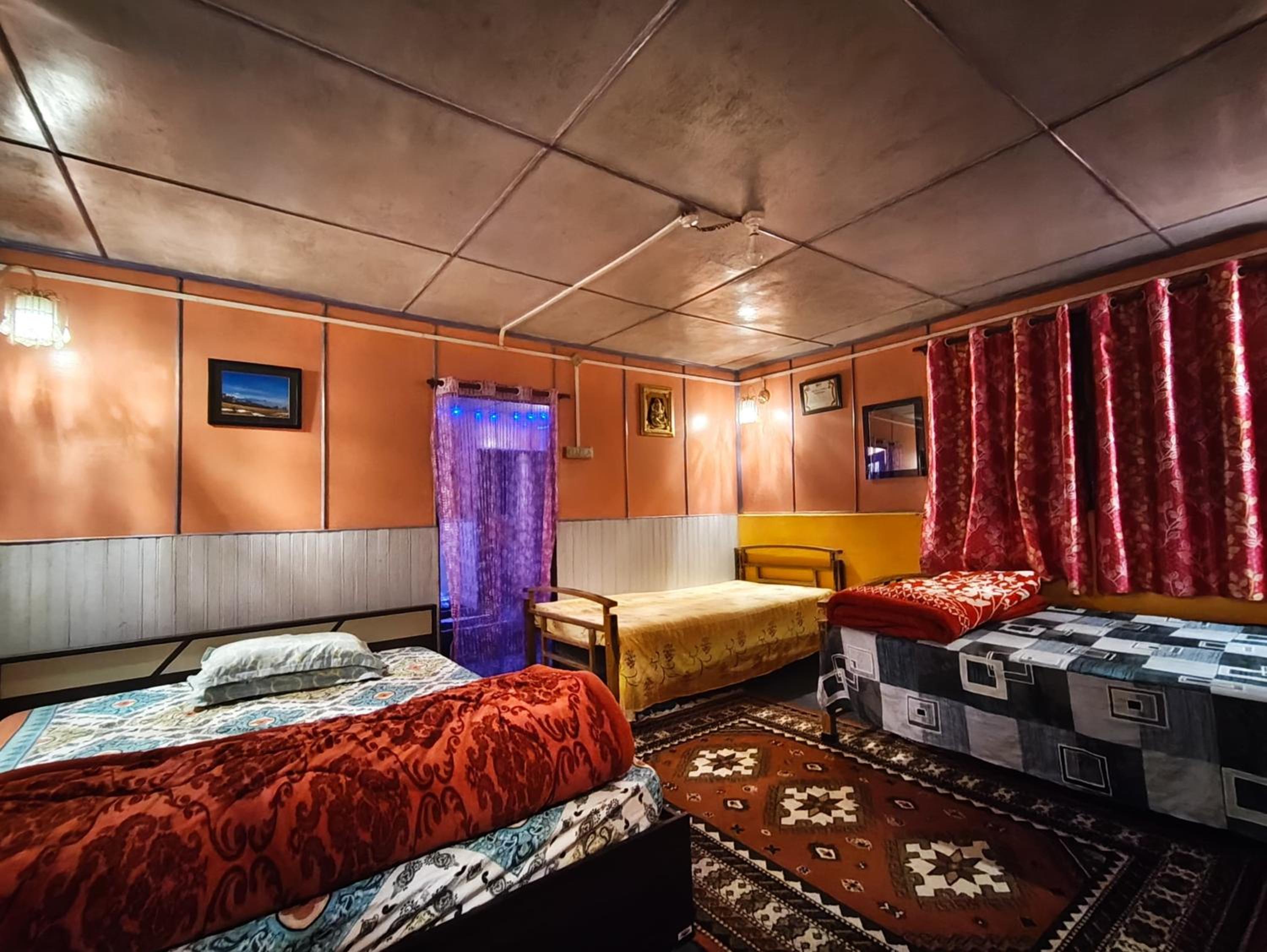 Two-Bedroom Chalet photo 2