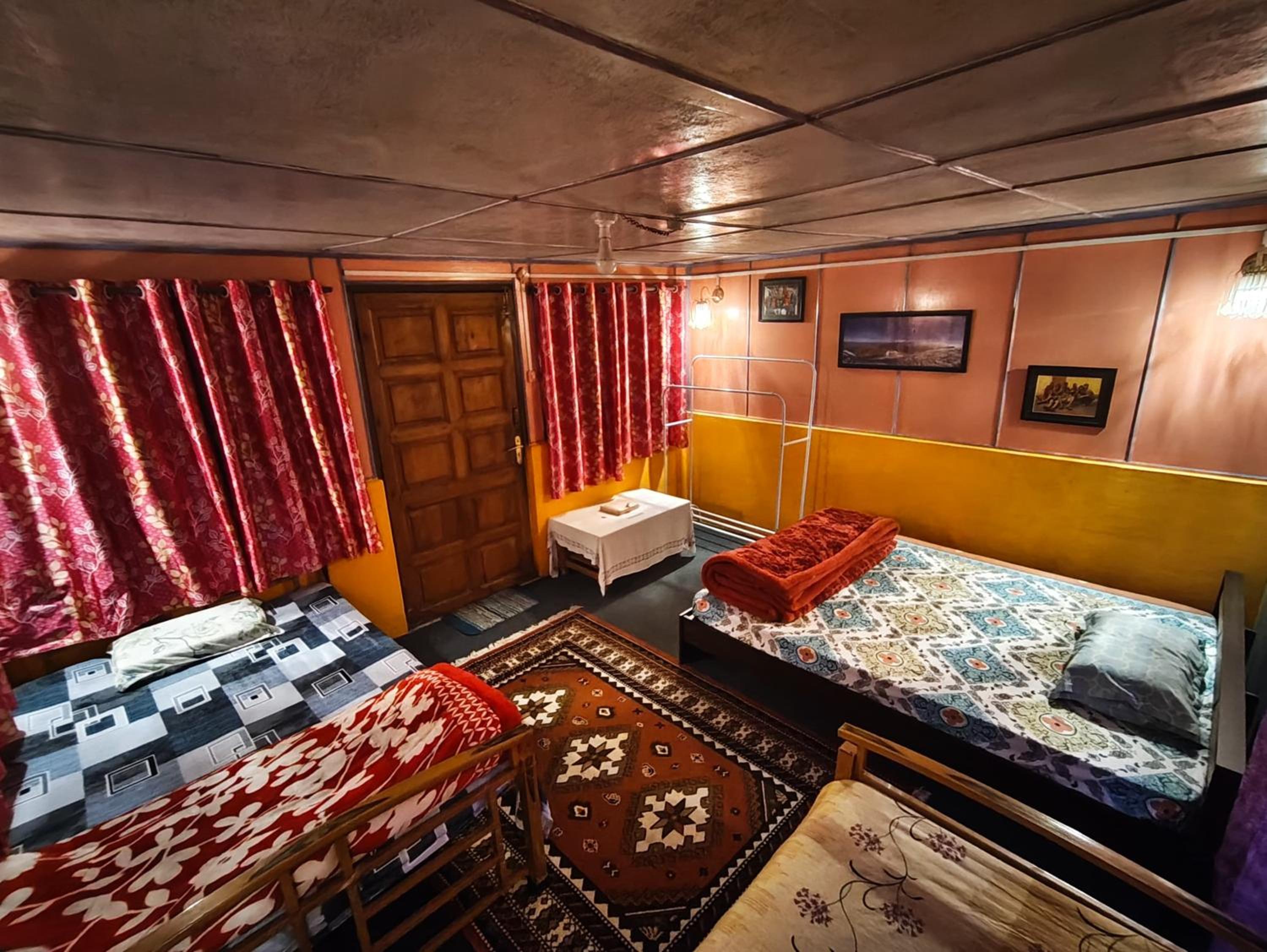 Two-Bedroom Chalet photo 3