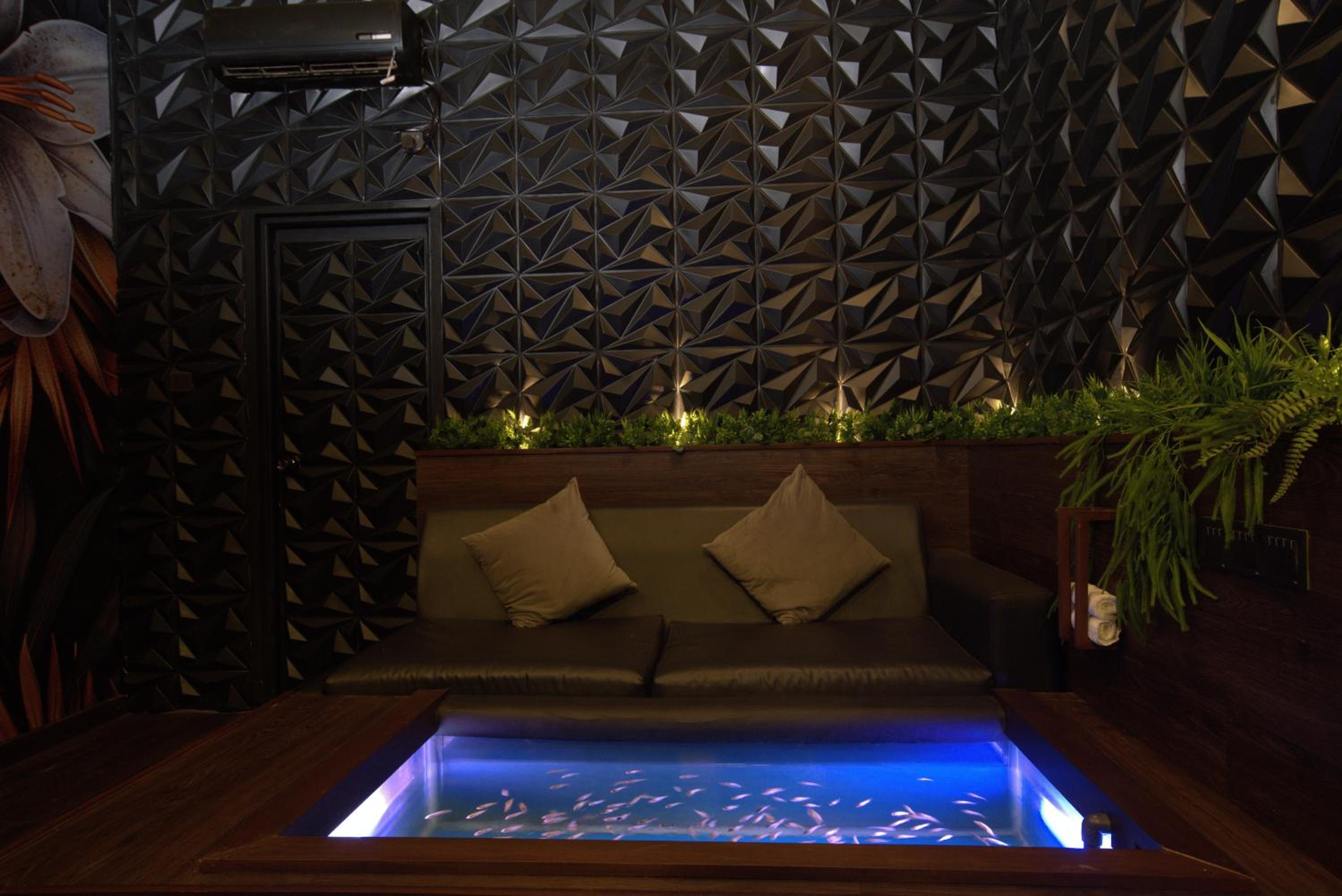 King Suite with Balcony photo 3
