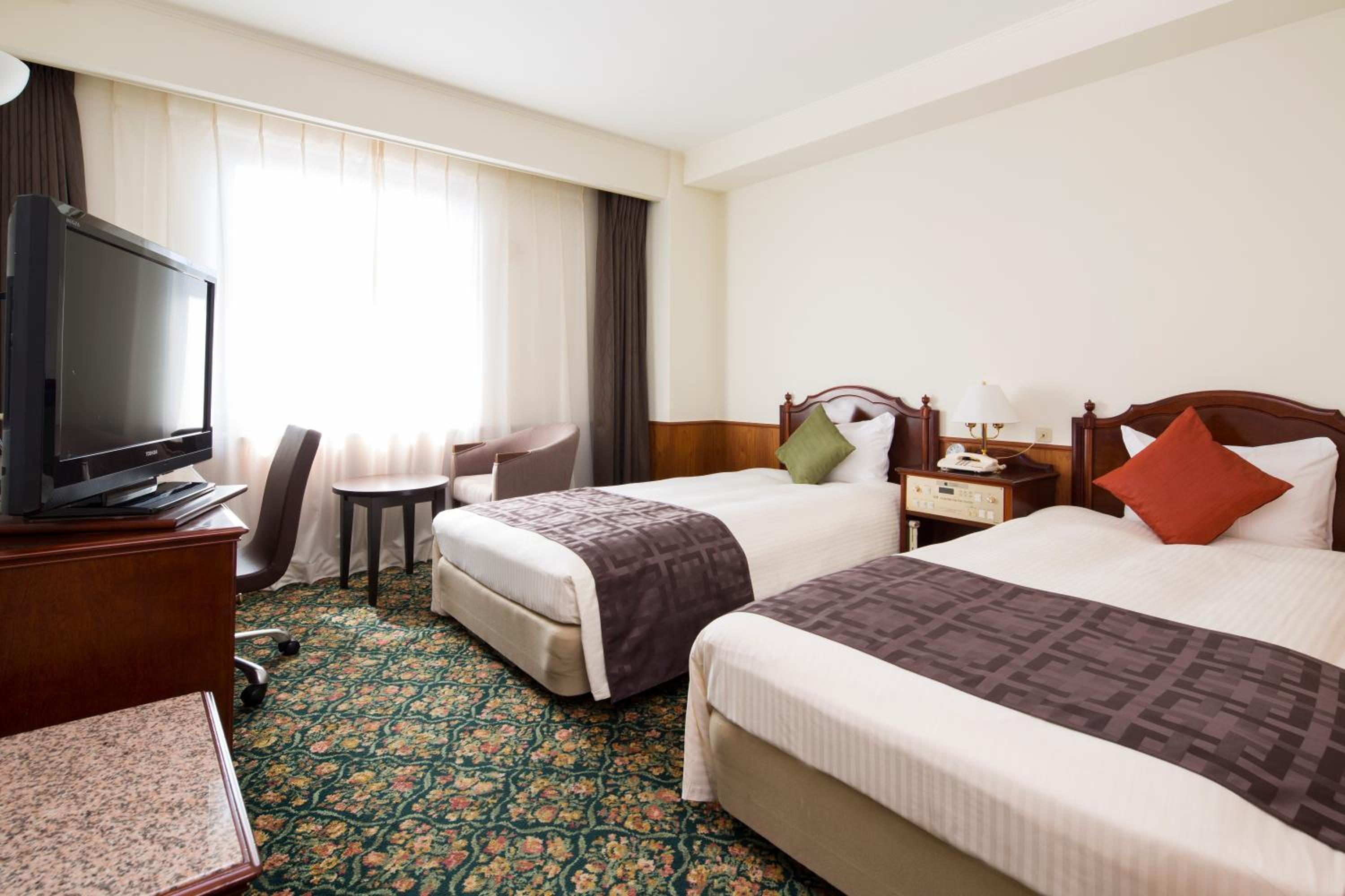 Standard Twin Room Single Use - Non-Smoking