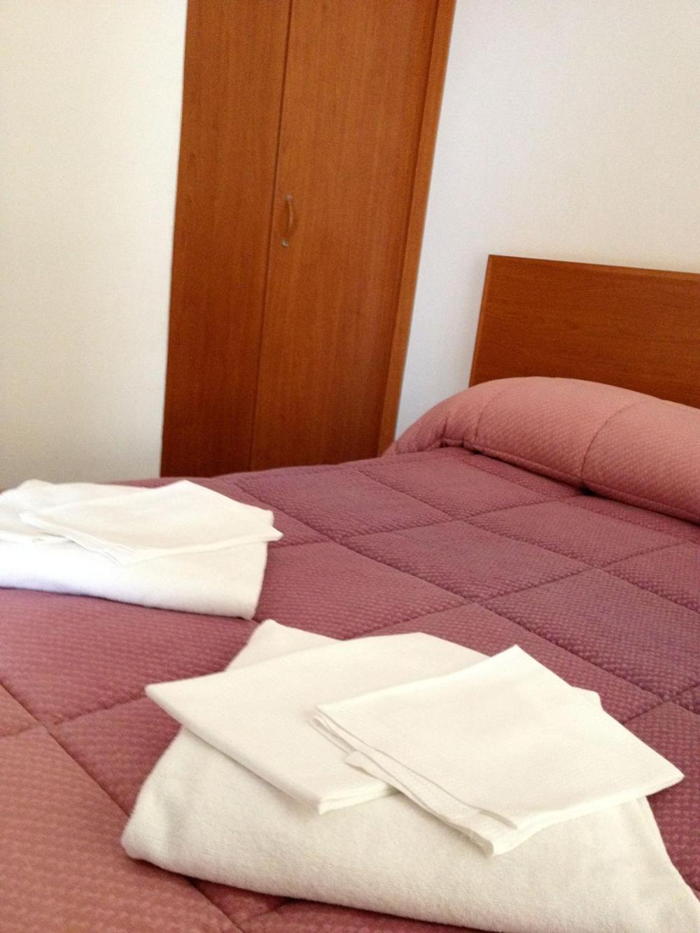 One-Bedroom Apartment (3 Adults) photo 2