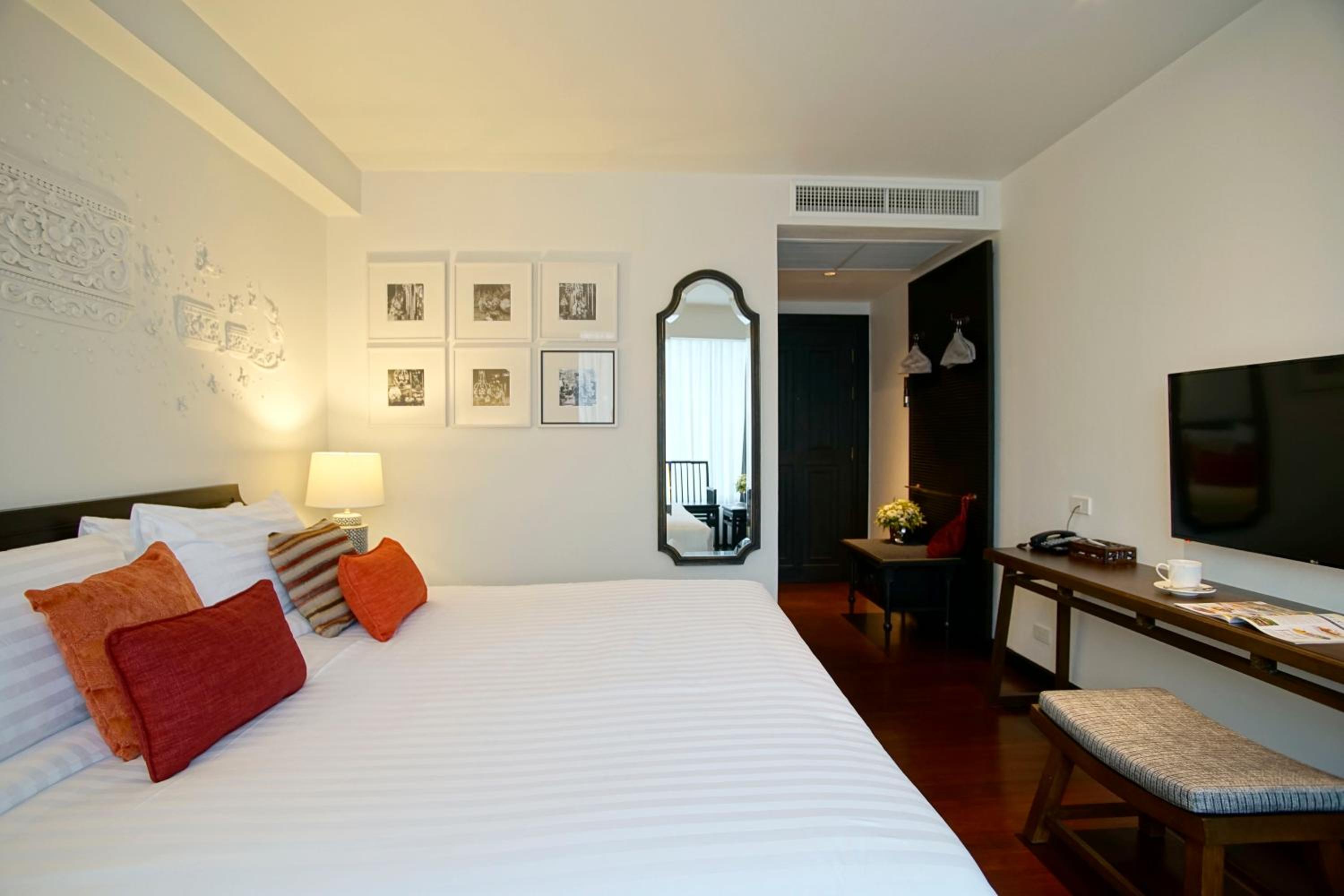 Superior Double or Twin Room photo 3