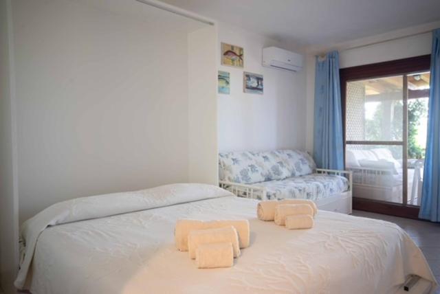 Studio Apartment with Sea View photo 2
