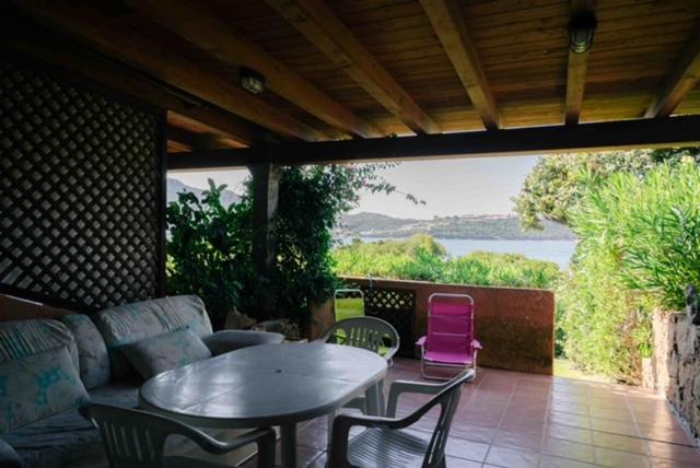 Studio Apartment with Sea View photo 3