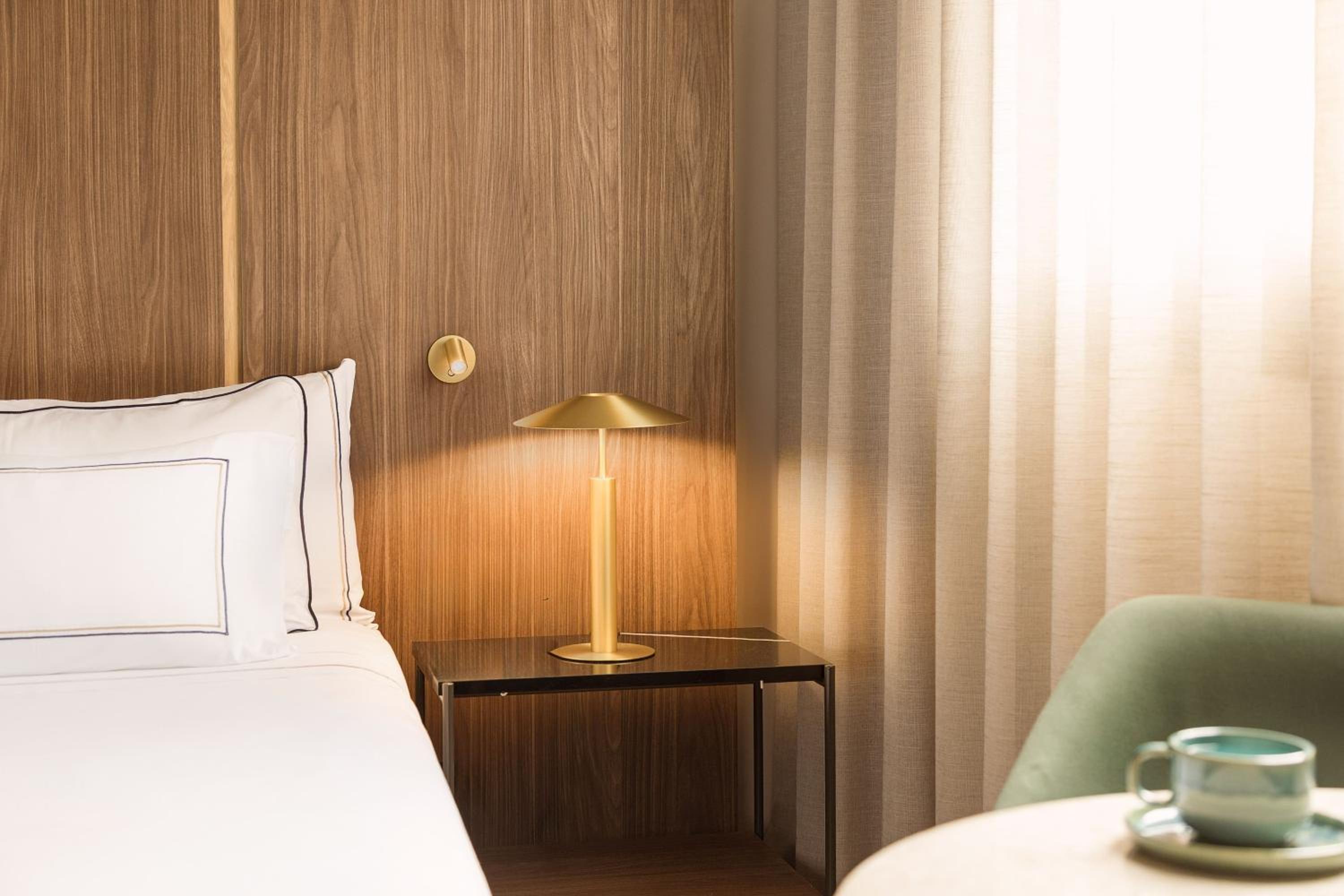 Melia Connecting Room