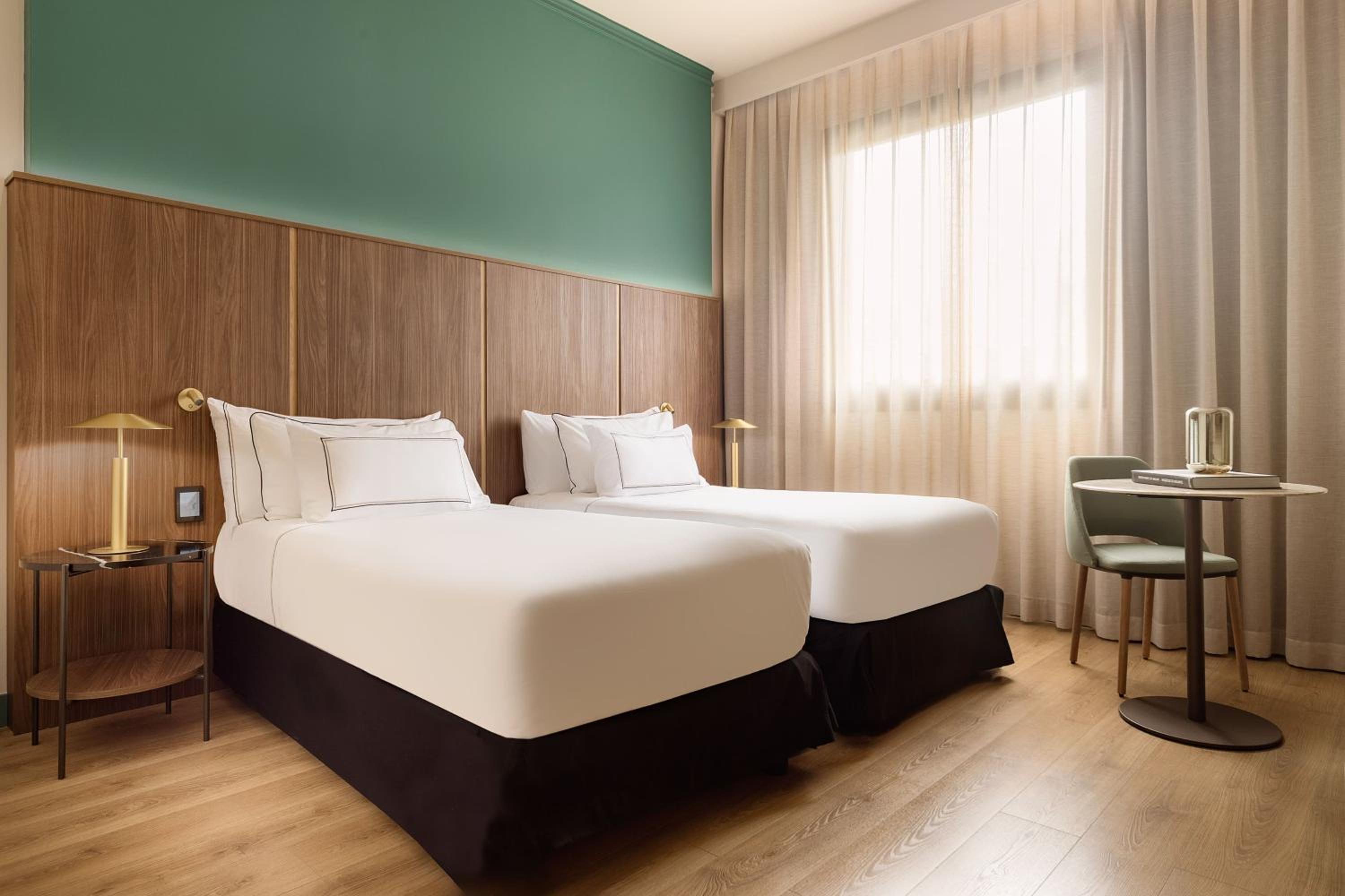 Melia Connecting Room
