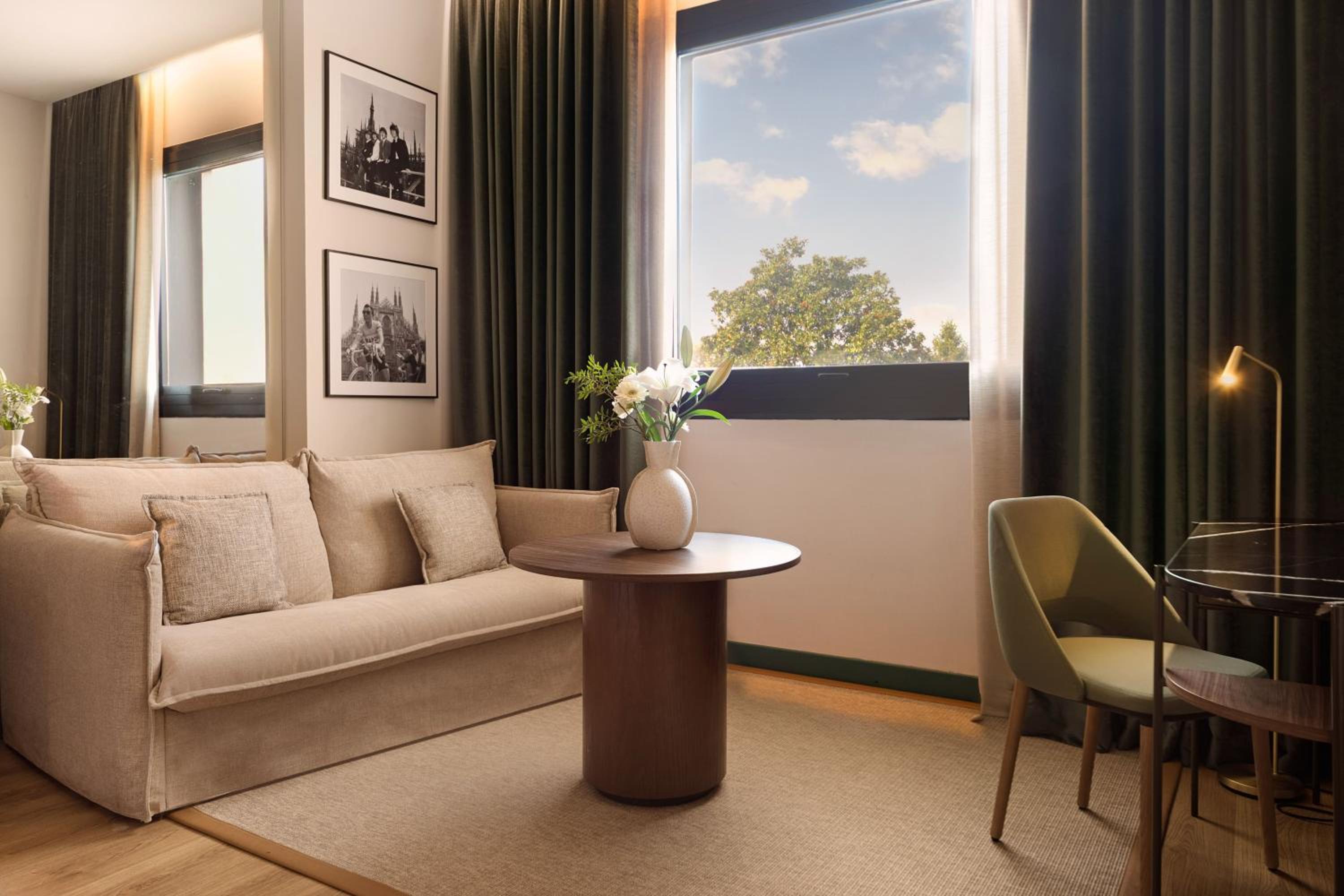 Premium Connecting Room