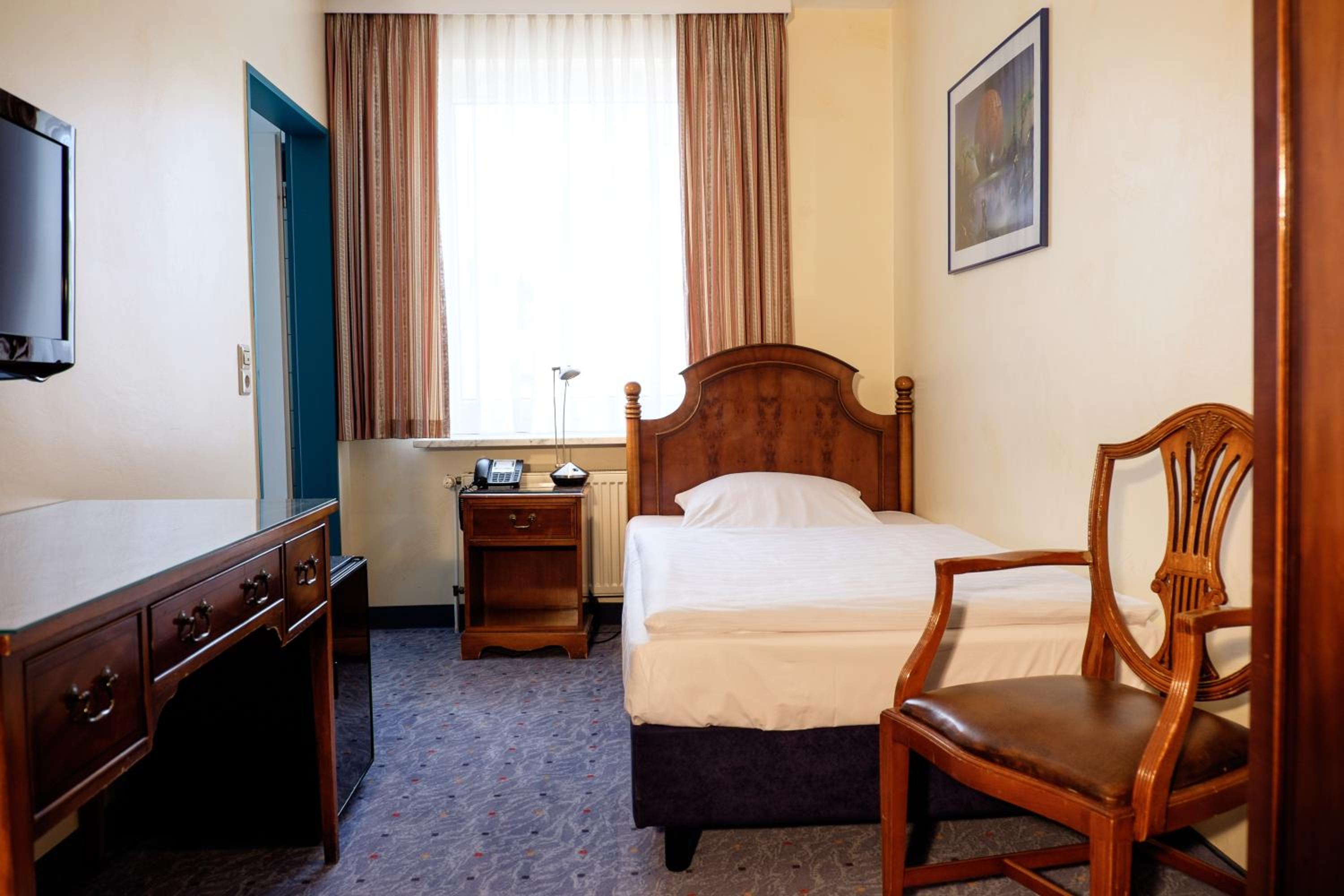 Economy Single Room photo 3