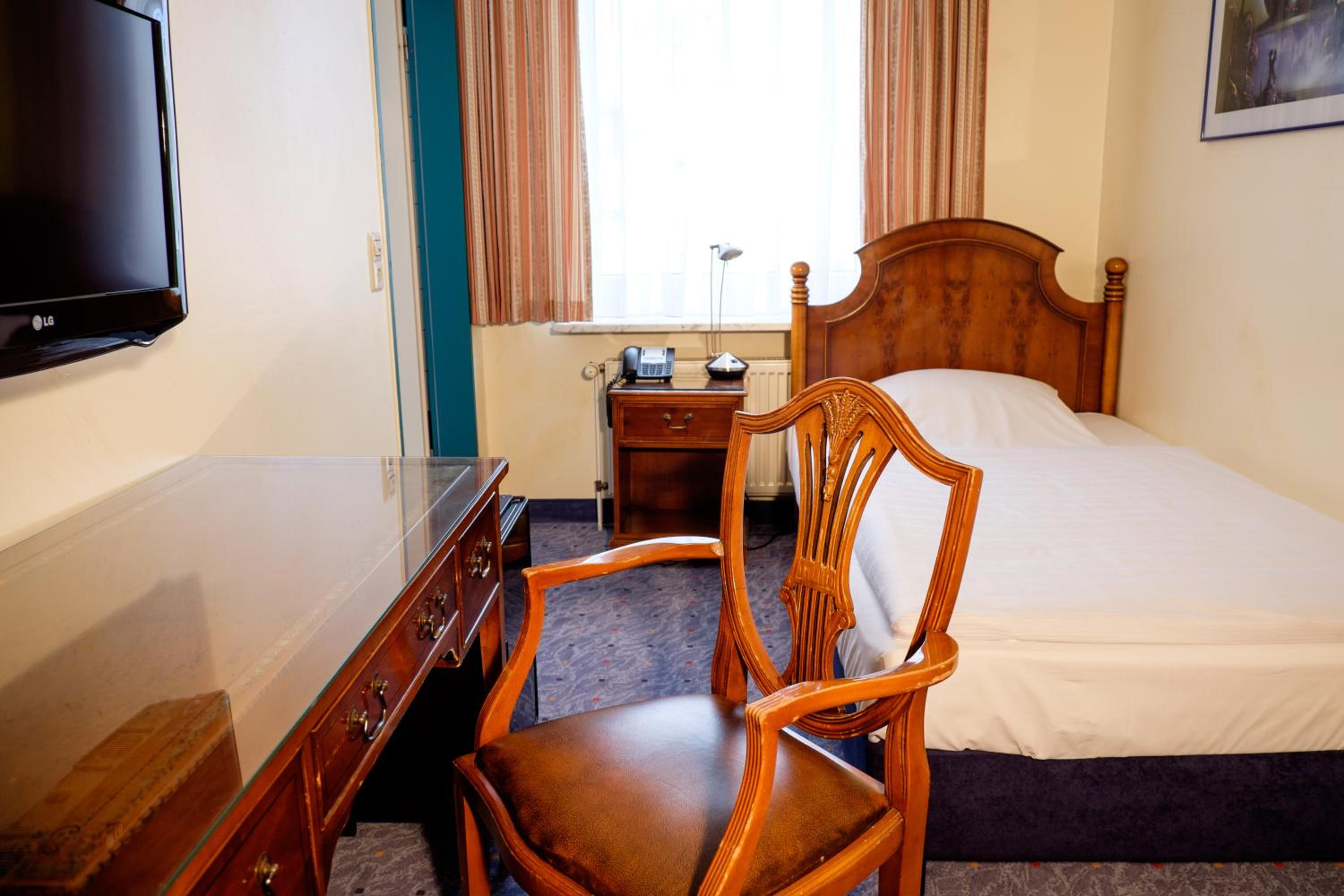Economy Single Room photo 2