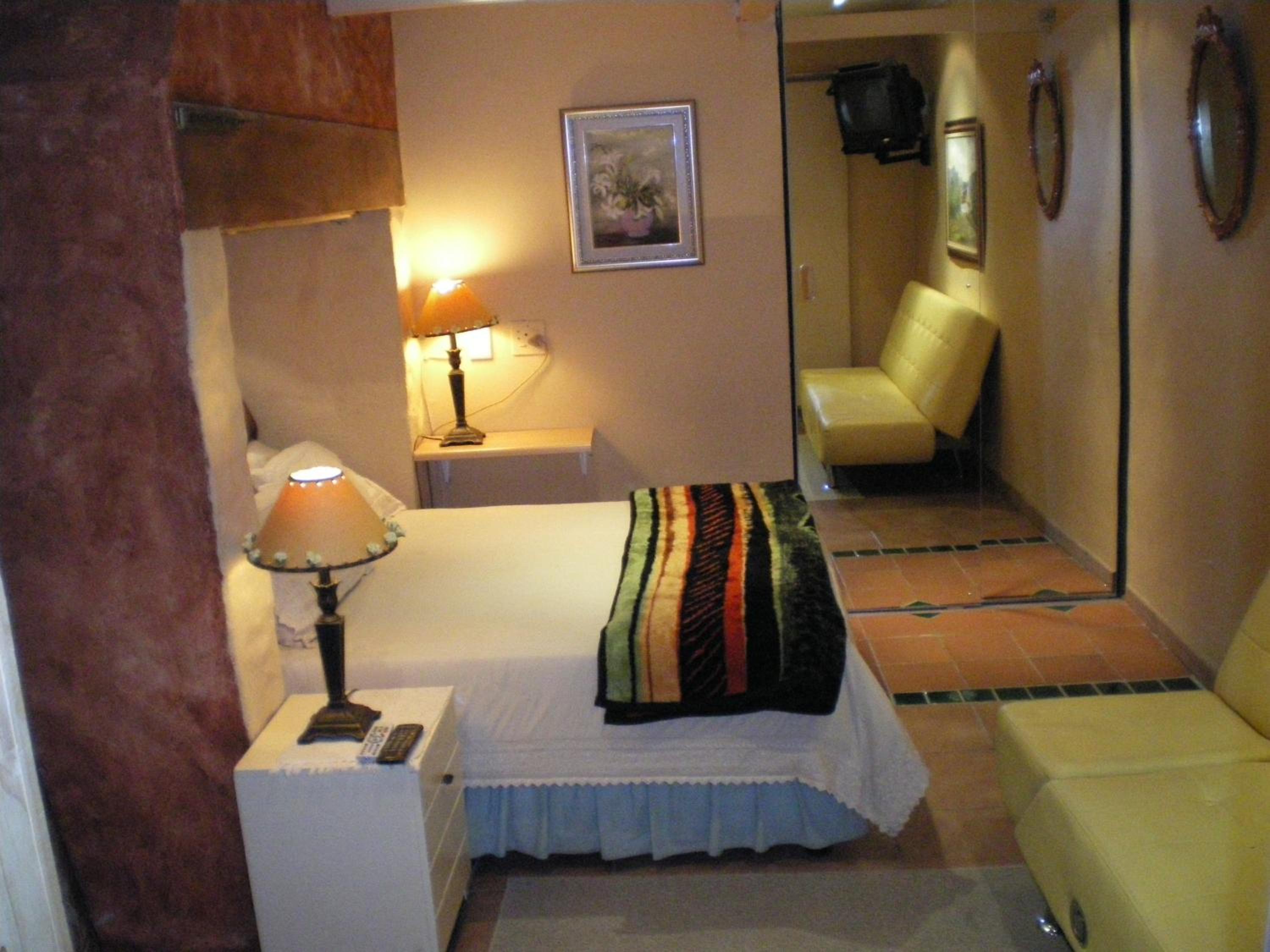 Standard Double Room photo 2