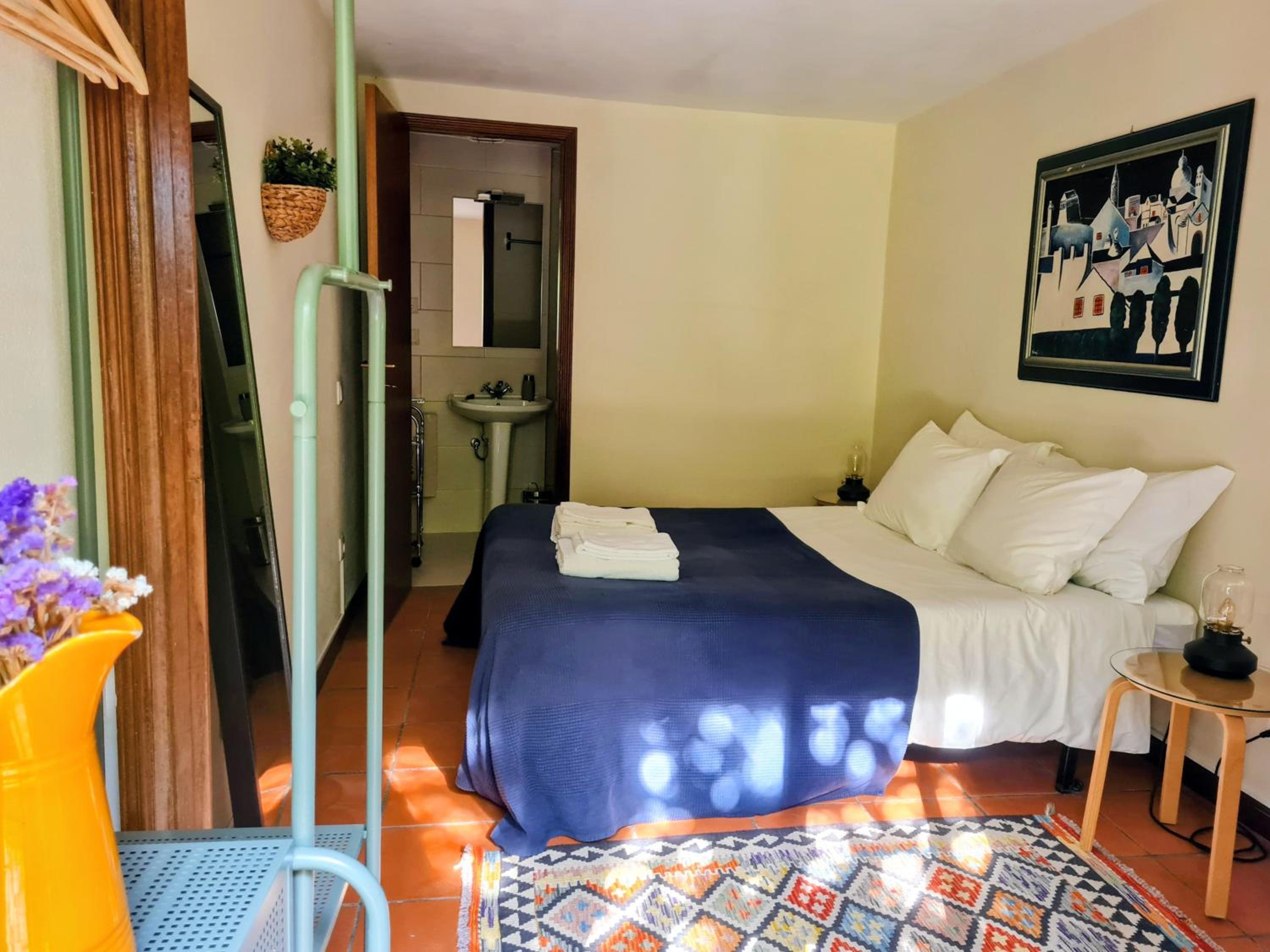 Double Room with Private Bathroom photo 2