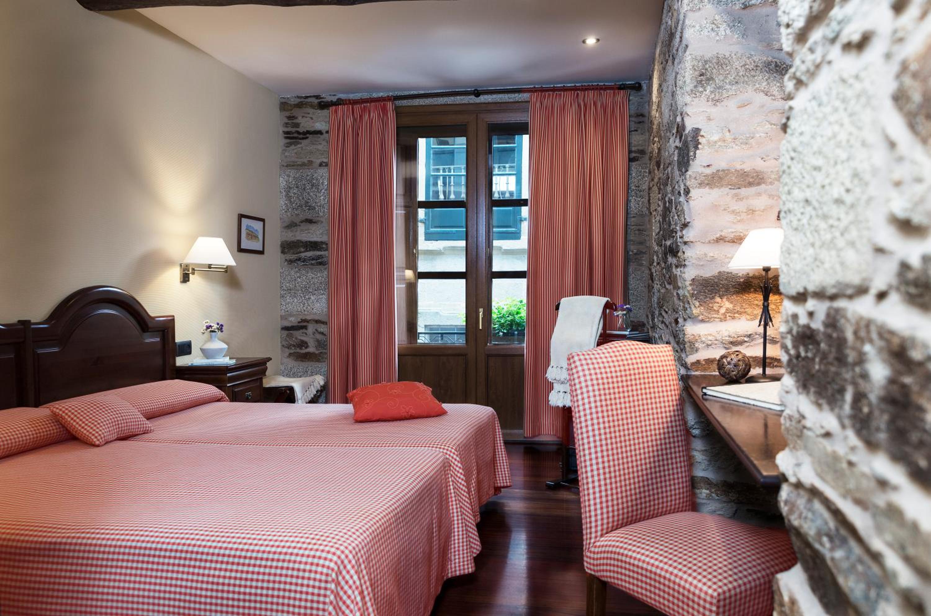 Double or Twin Room - Photo 1