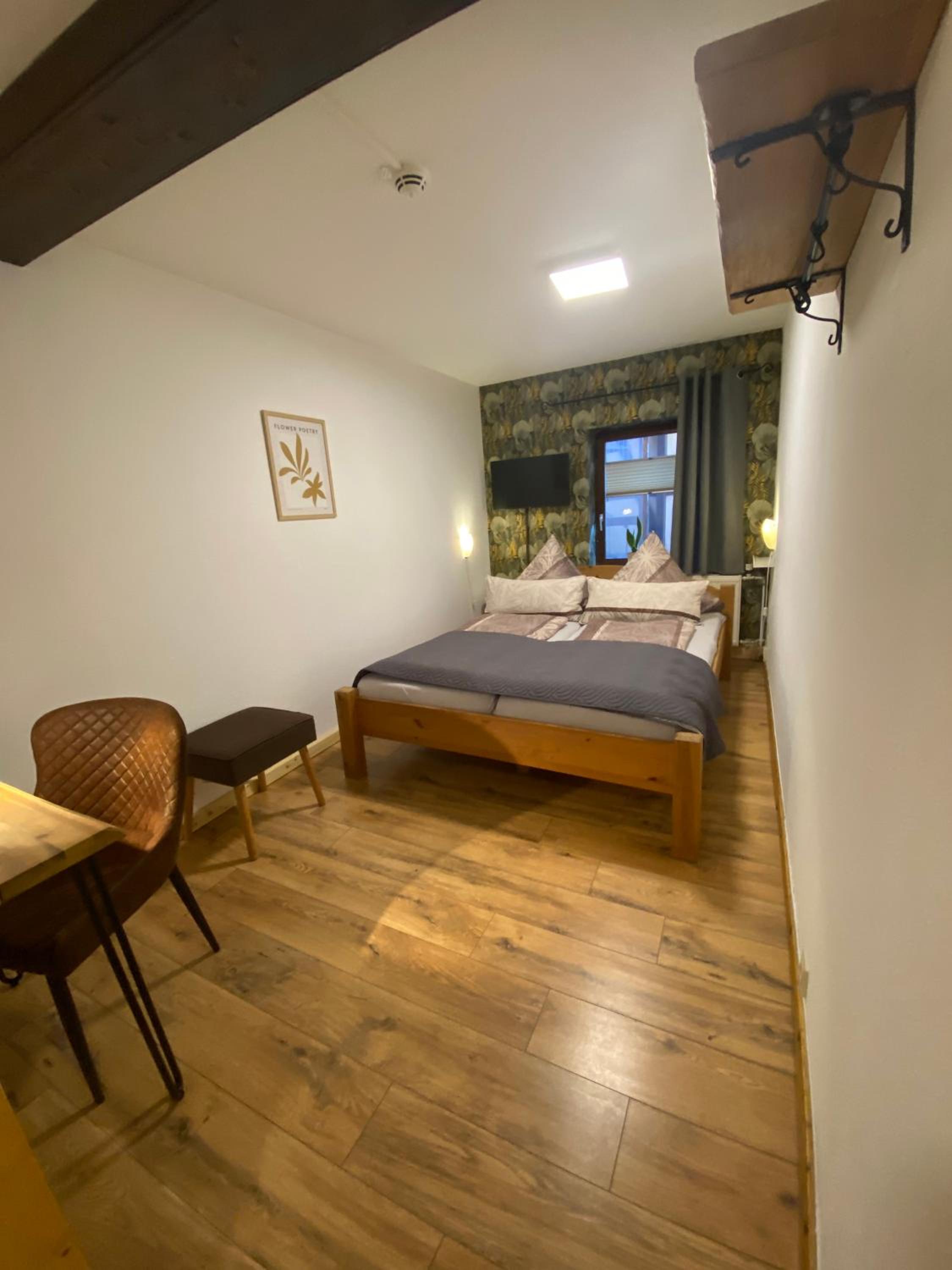 Double Room with Private Bathroom photo 3