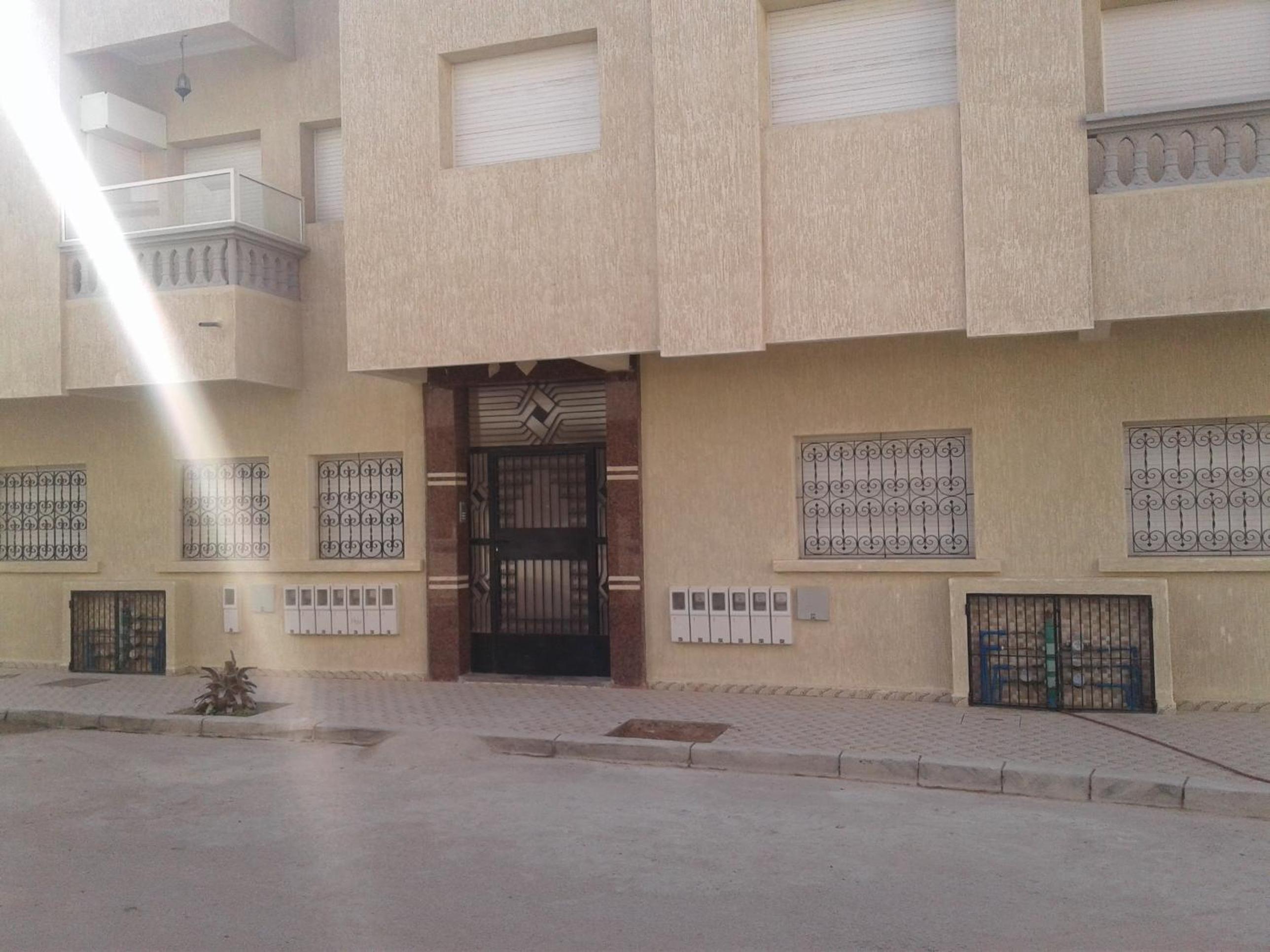 Apartment - Ground Floor - Photo 2