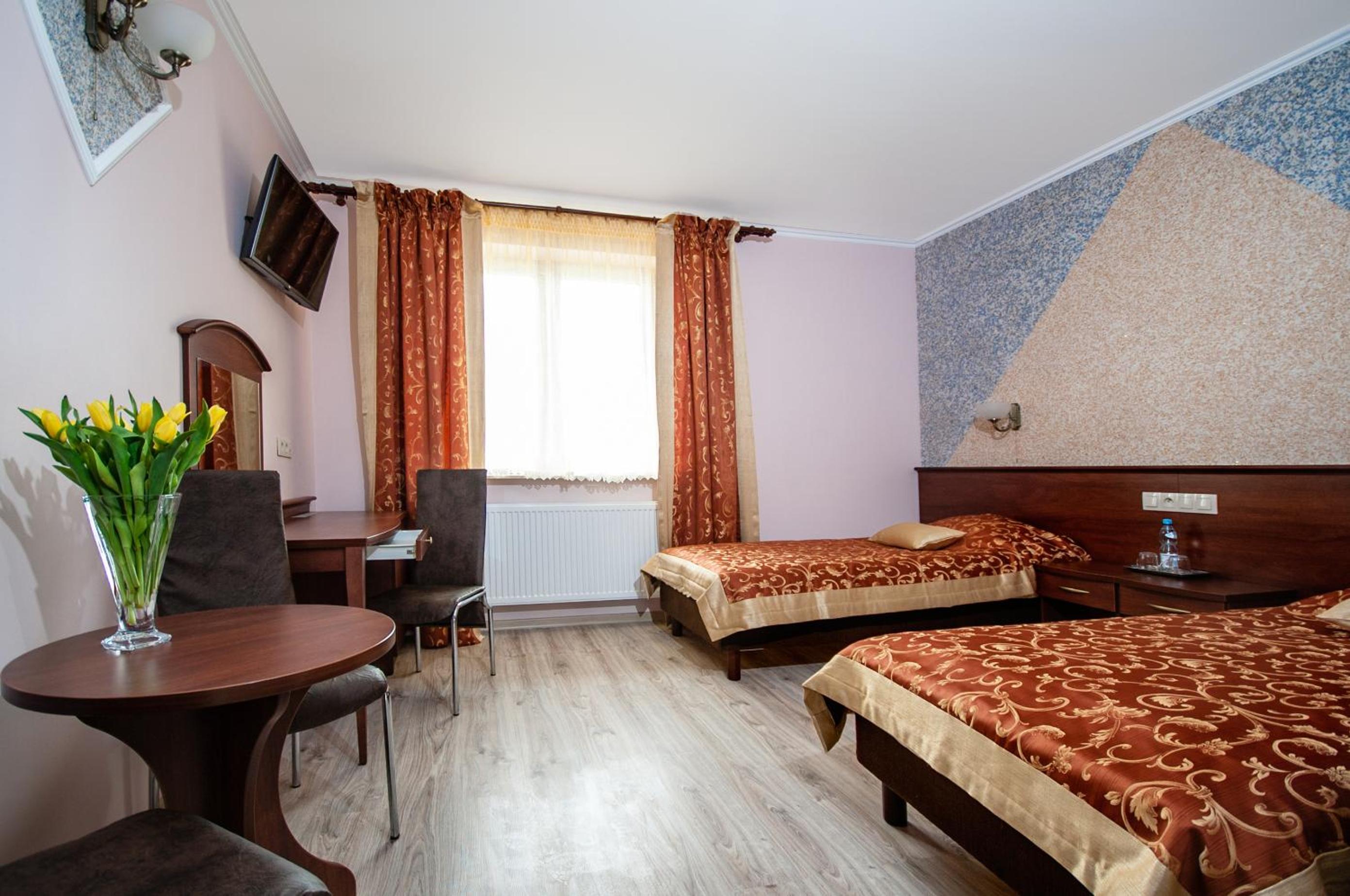 Deluxe Twin Room - Photo 1