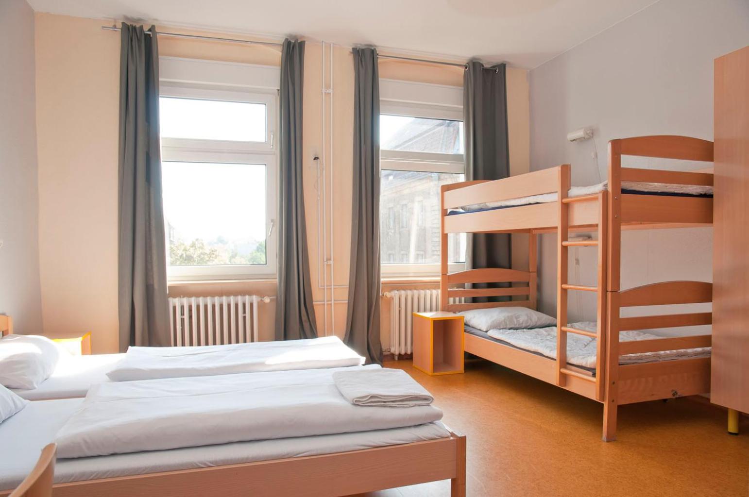 Bed in 4-Bed Female Dormitory Room photo 3