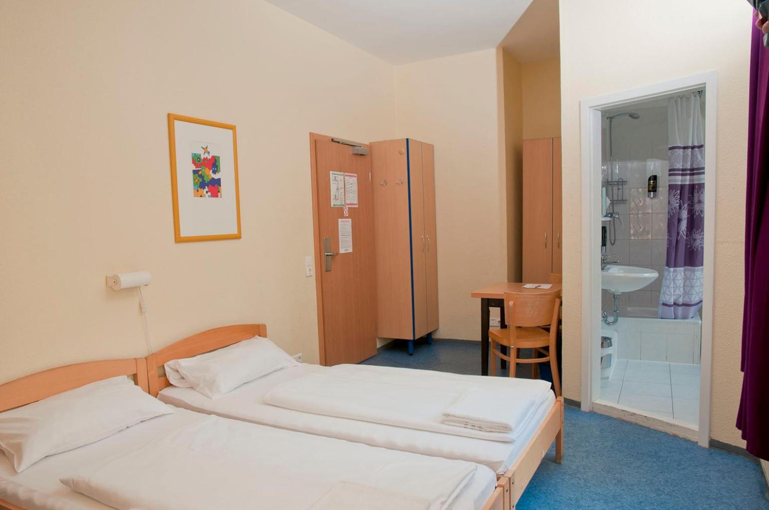 Budget Double Room photo 1