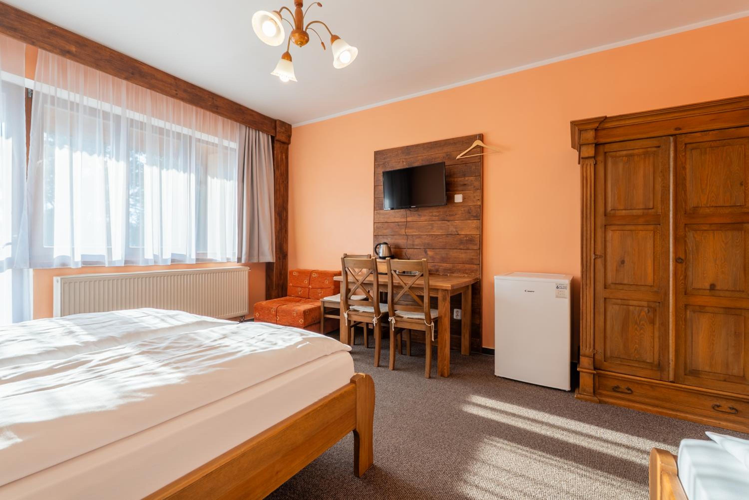 Deluxe Triple Room photo 2