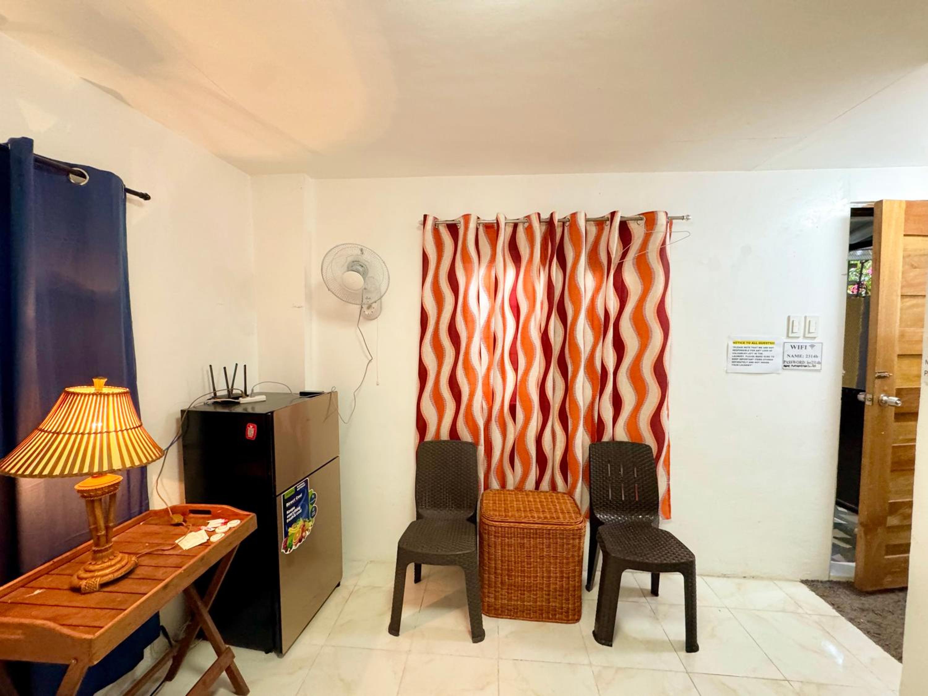 Single Room with Bathroom photo 3