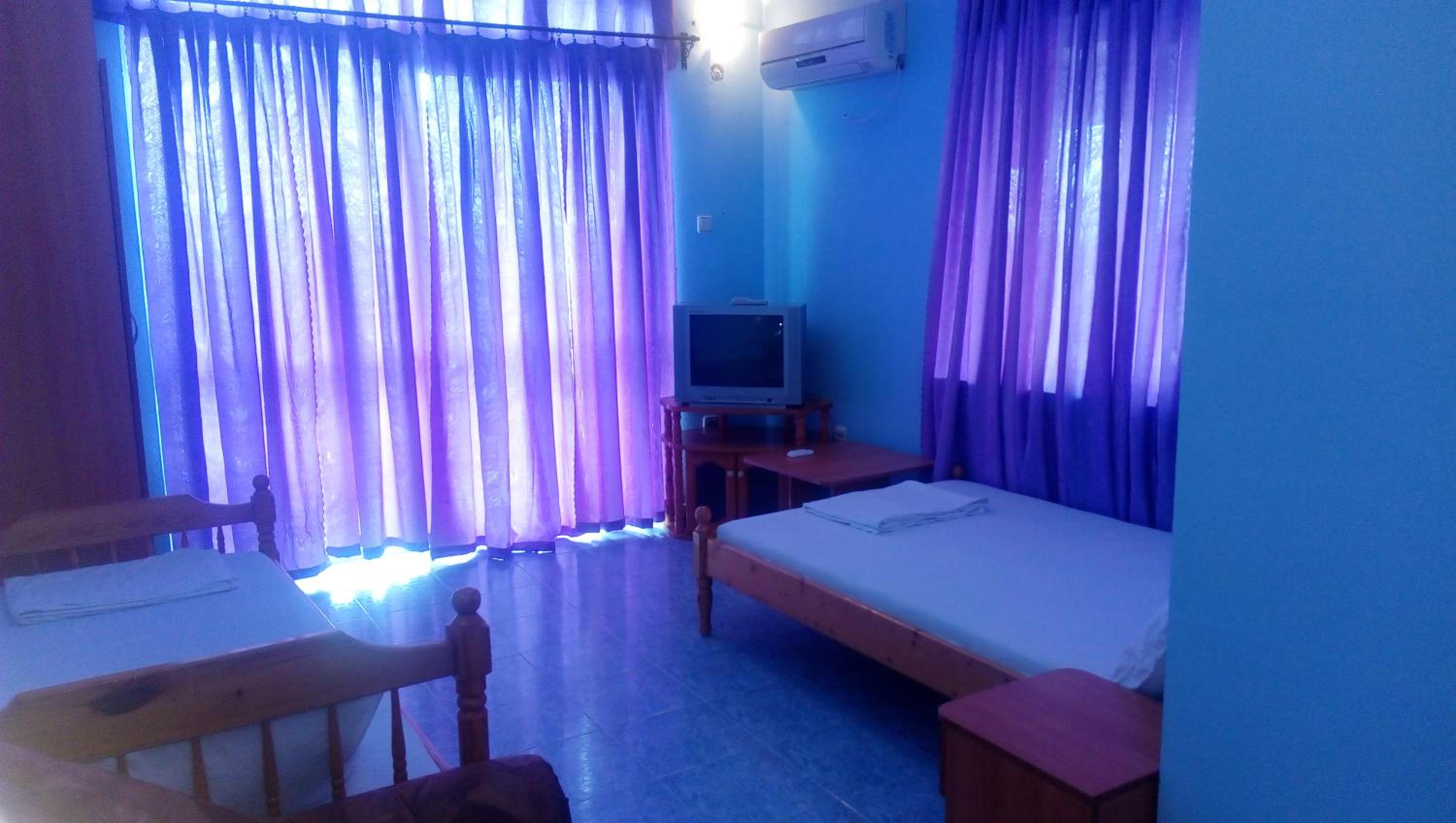 Twin Room with Sea View photo 1