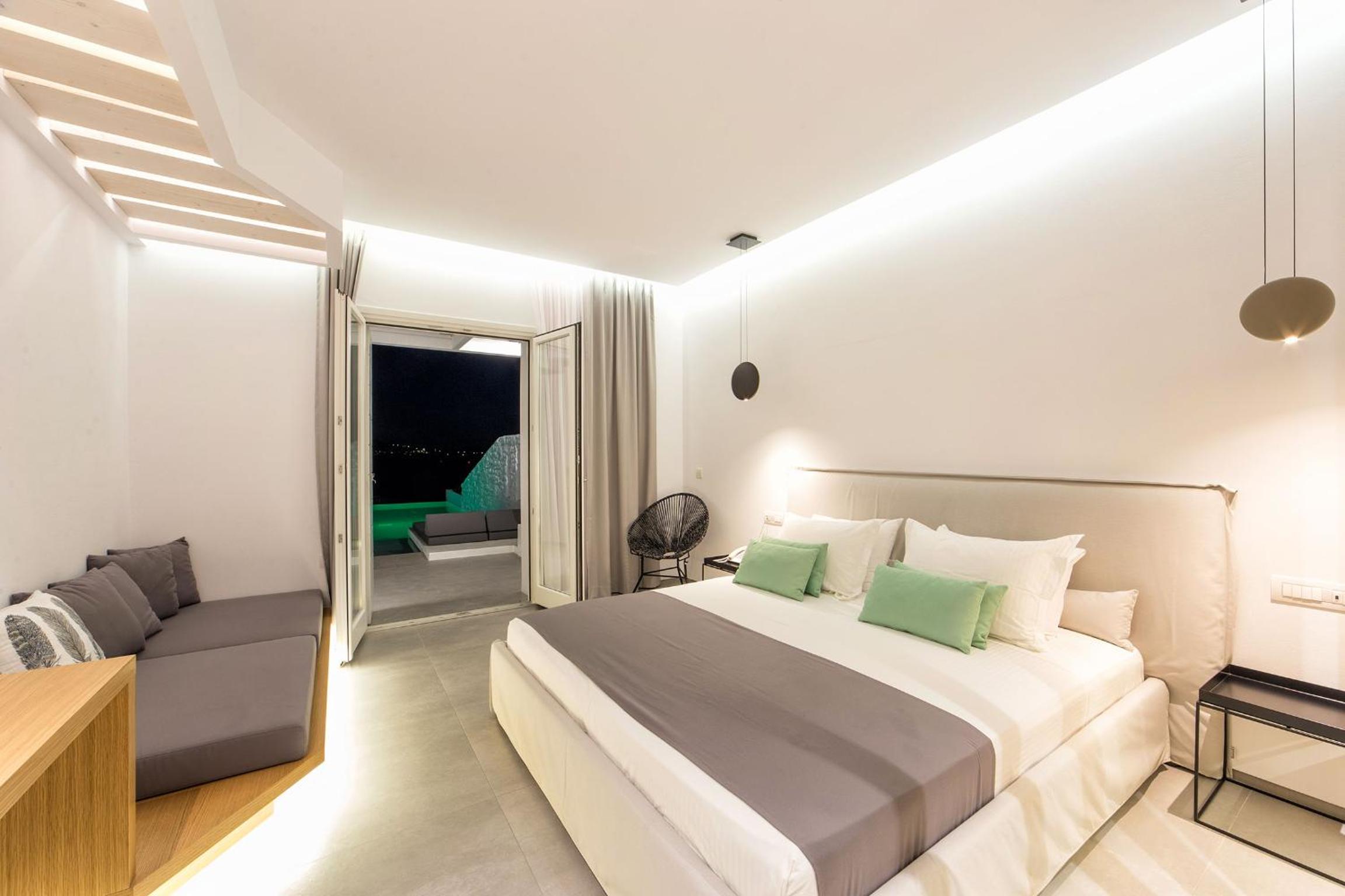 Superior Suite with Private Pool  Side Sea View - Photo 6