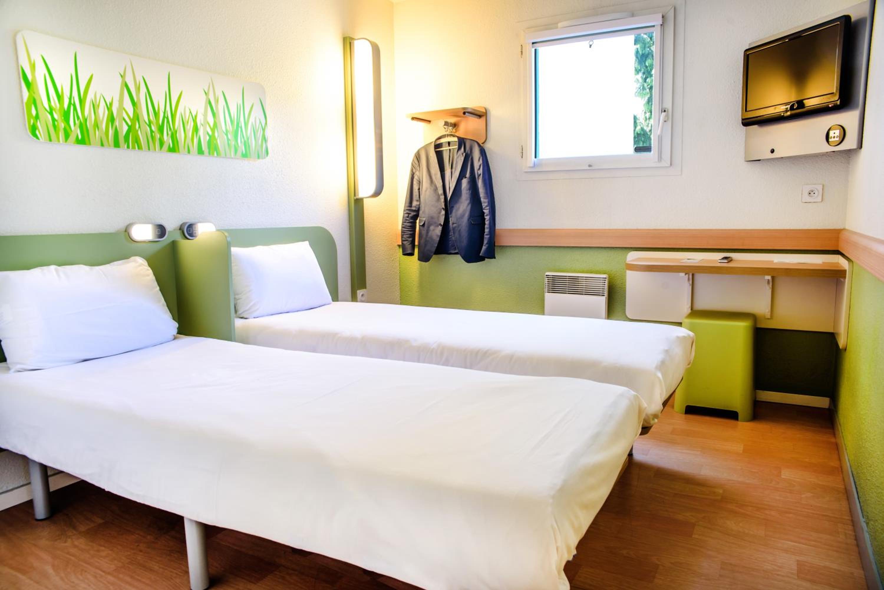 Standard Twin Room photo 1