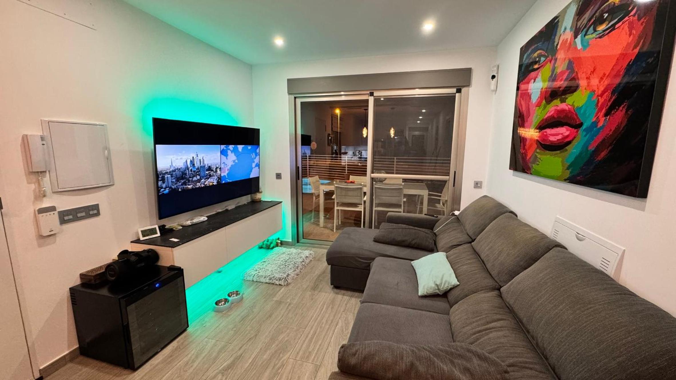 Two-Bedroom Apartment with Terrace and Sea View photo 3