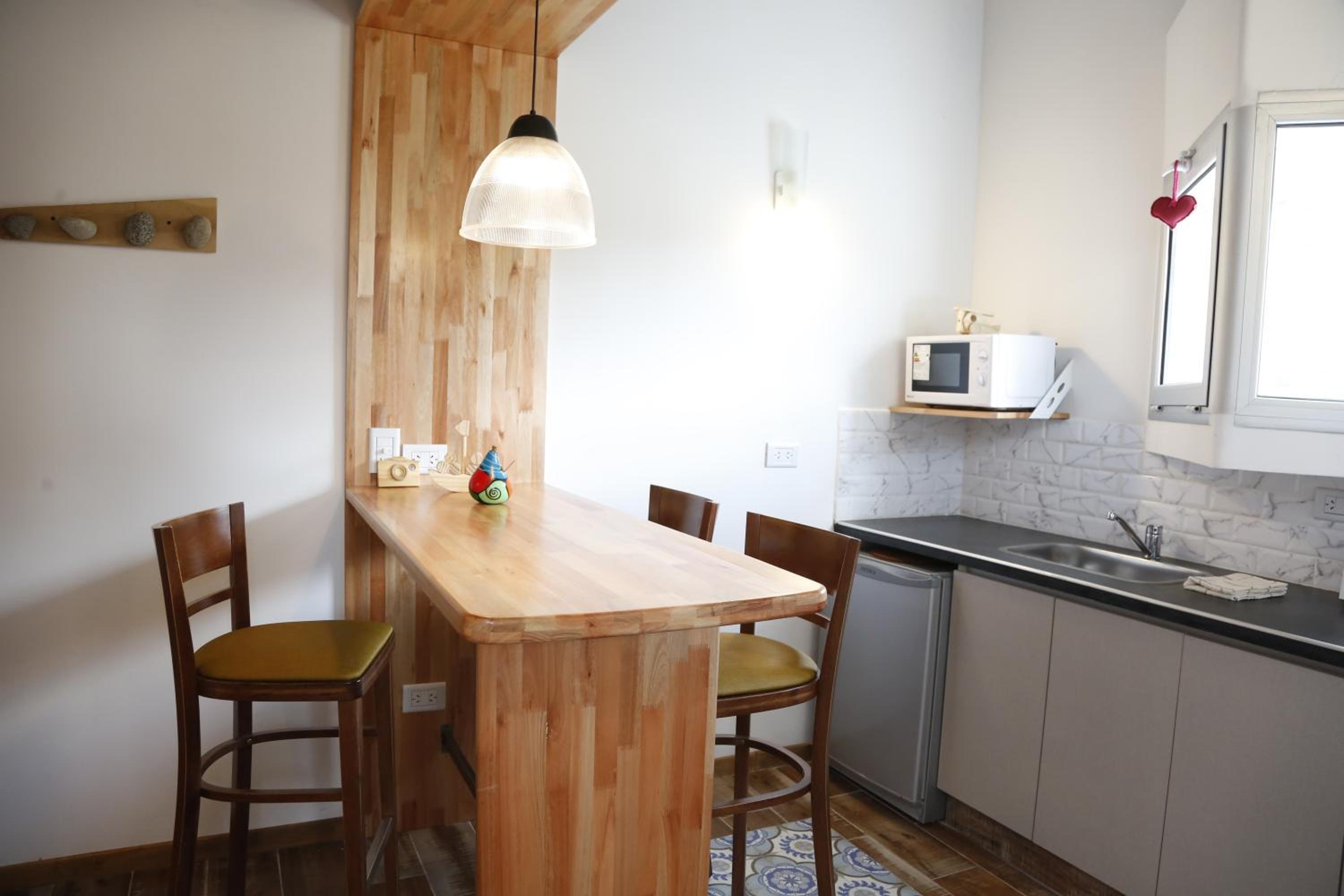 Deluxe Double Room (2 Adults + 1 Child)