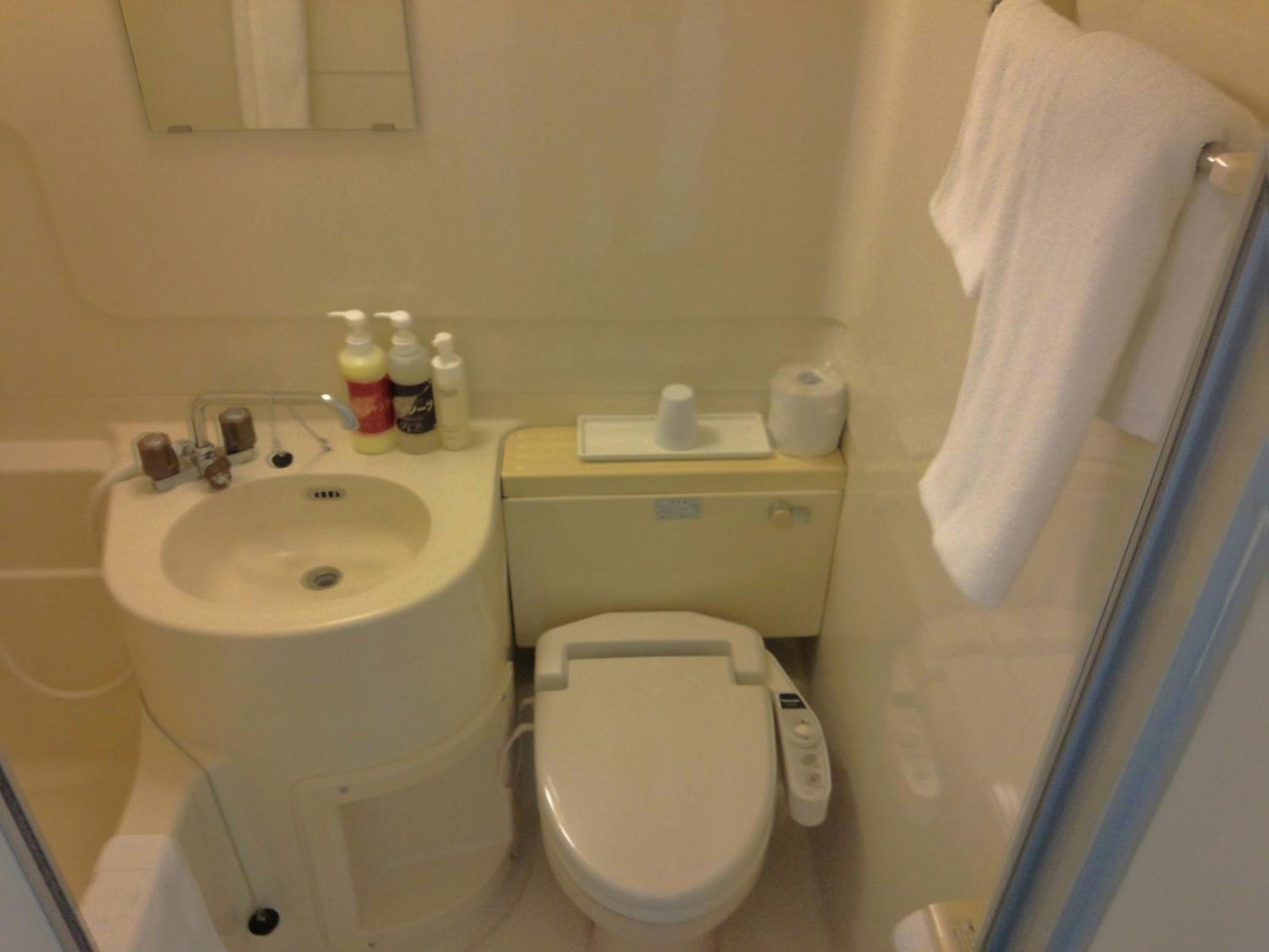 Single Room - Non-Smoking photo 2