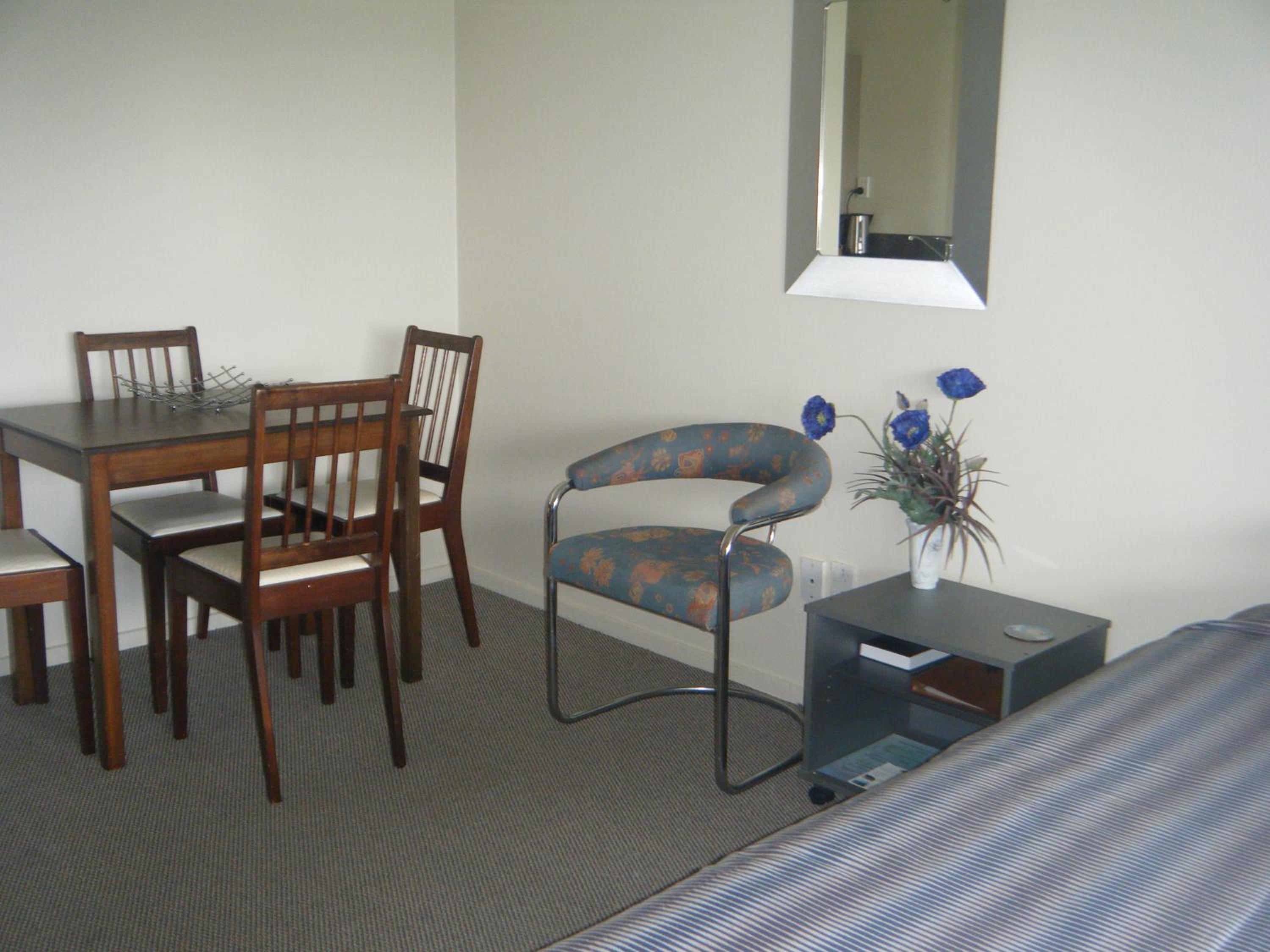Family Room with Private Bathroom photo 1