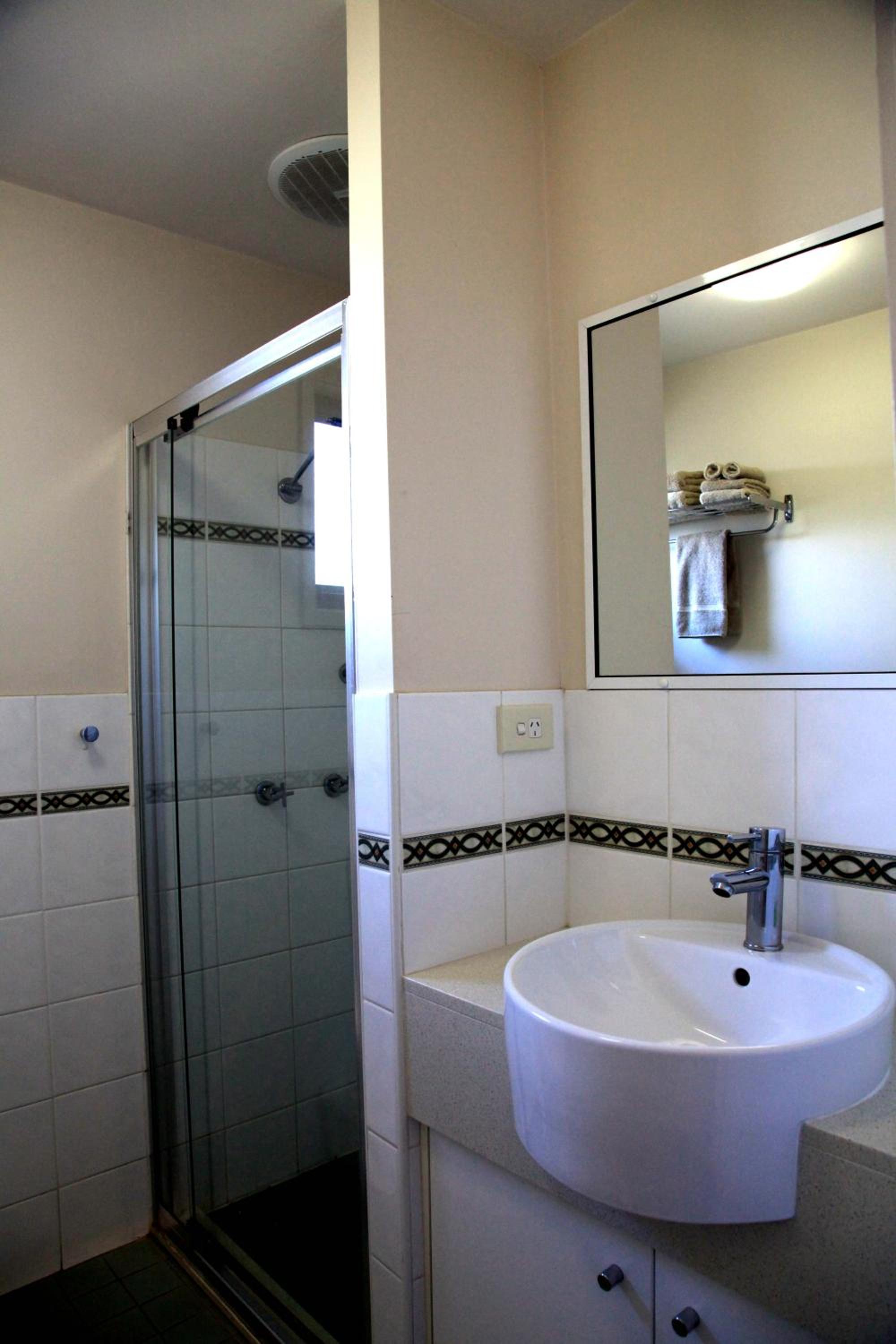 Self-contained Villa photo 2