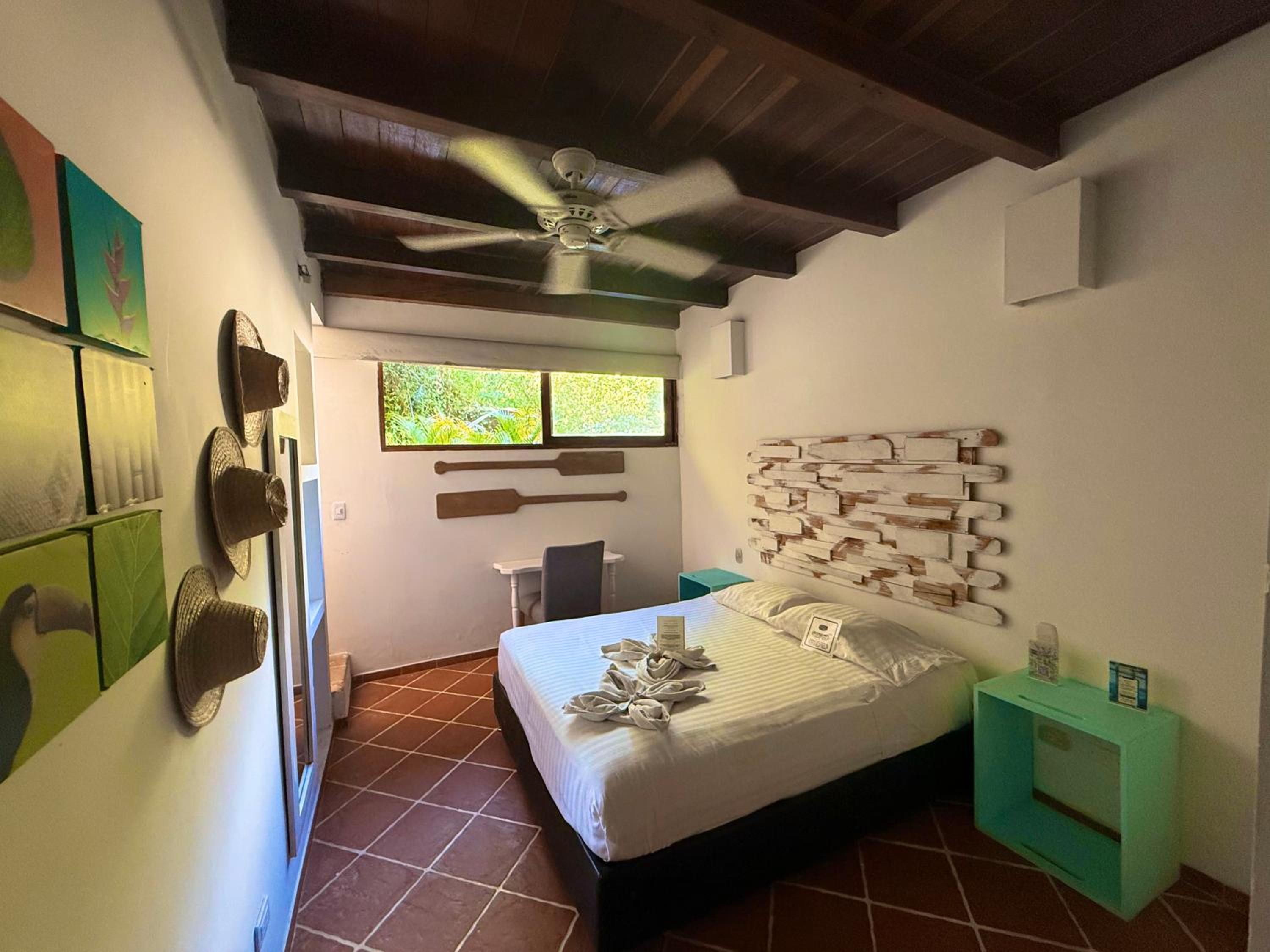 Double Room with Private Bathroom photo 1
