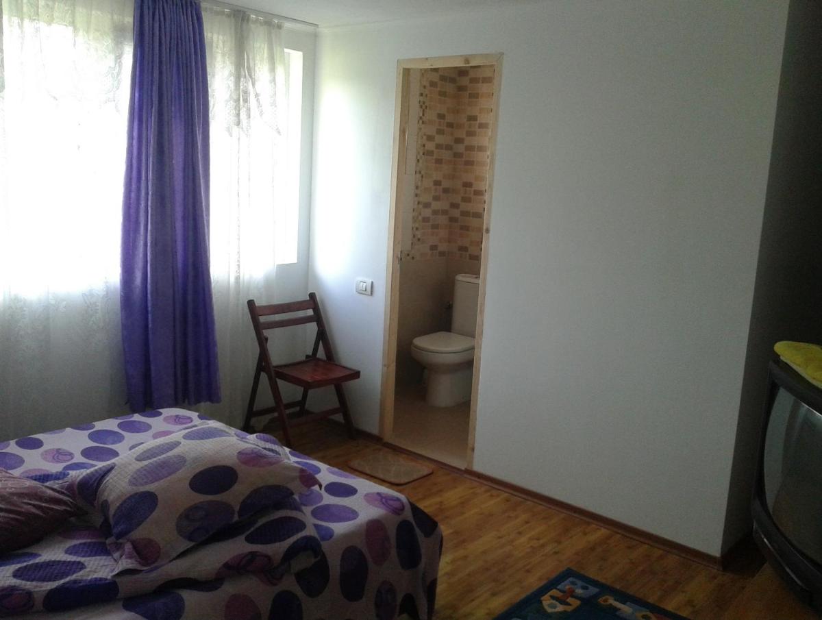 Double Room - Photo 2