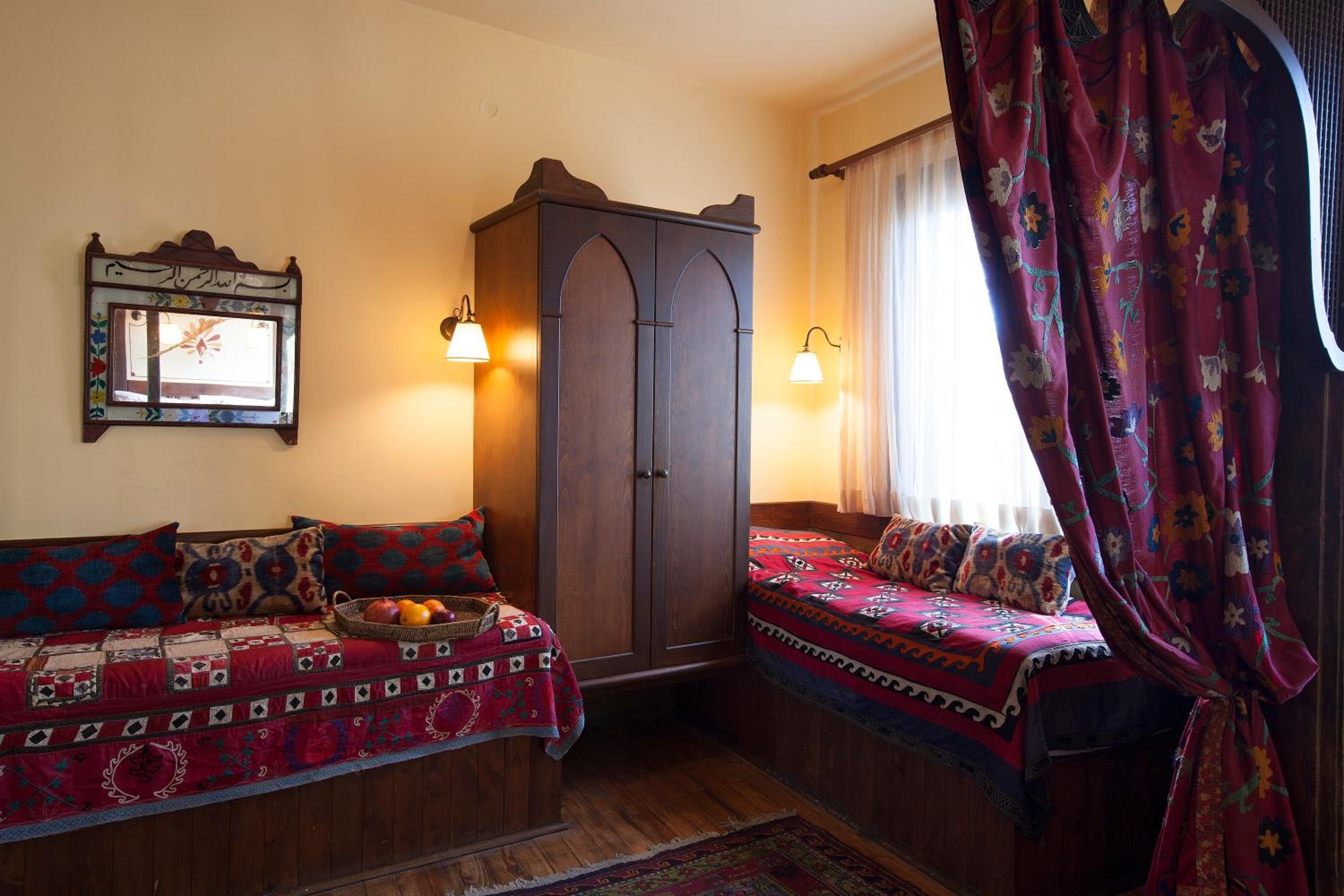 Large Double Room photo 2