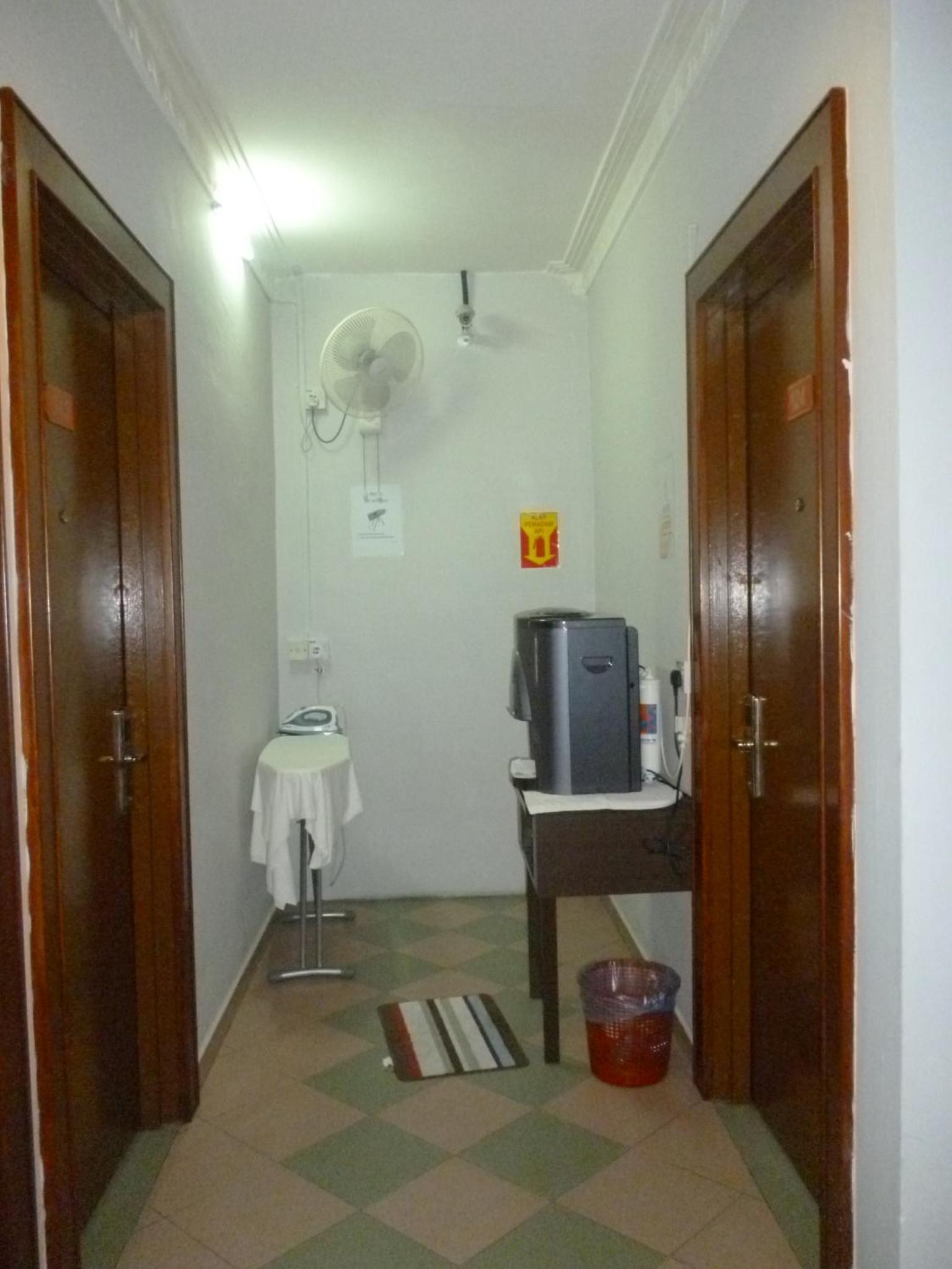 Deluxe King Room - Photo 4