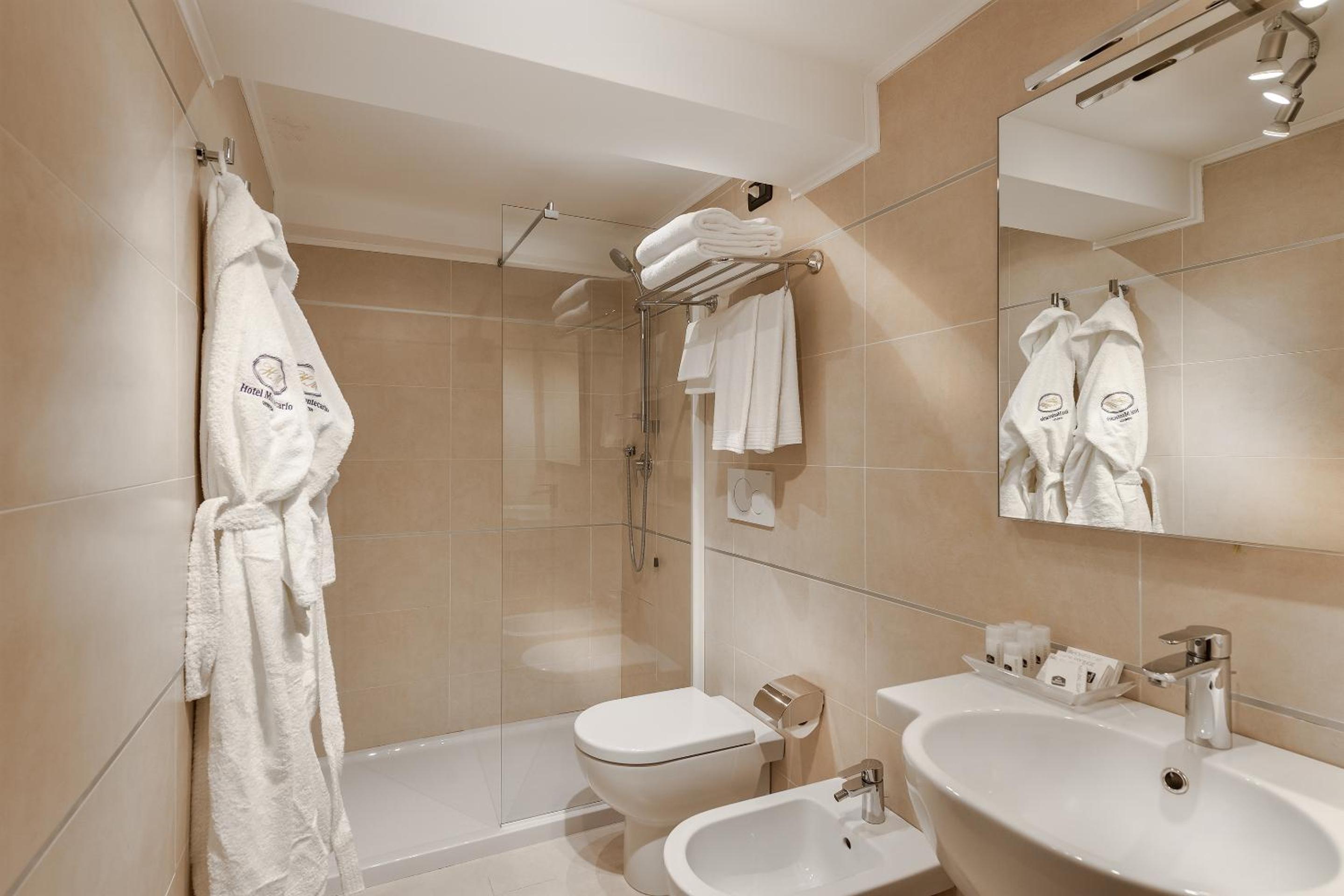 Classic Triple Room - Photo 6