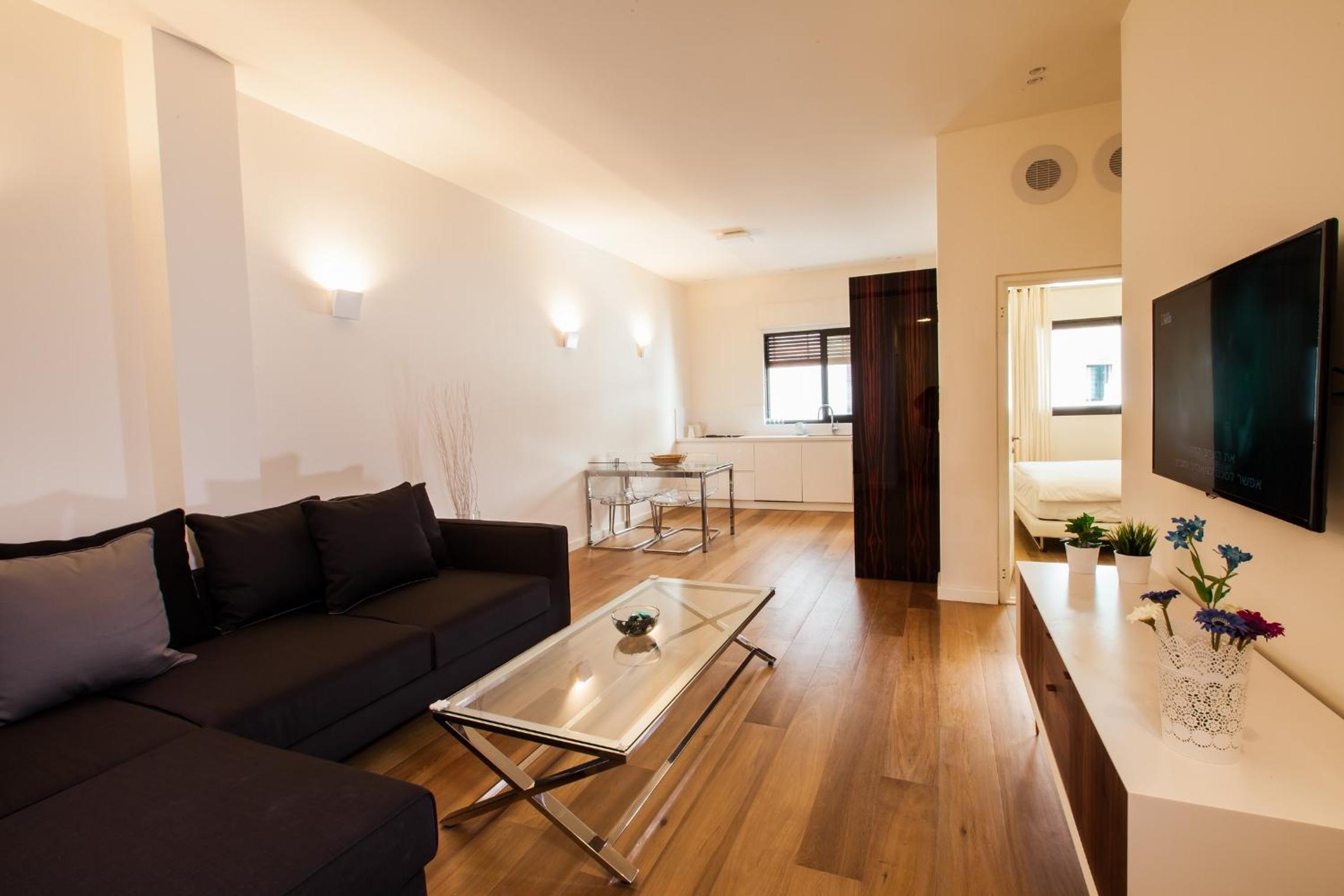 One-Bedroom Apartment - Dizingof 94