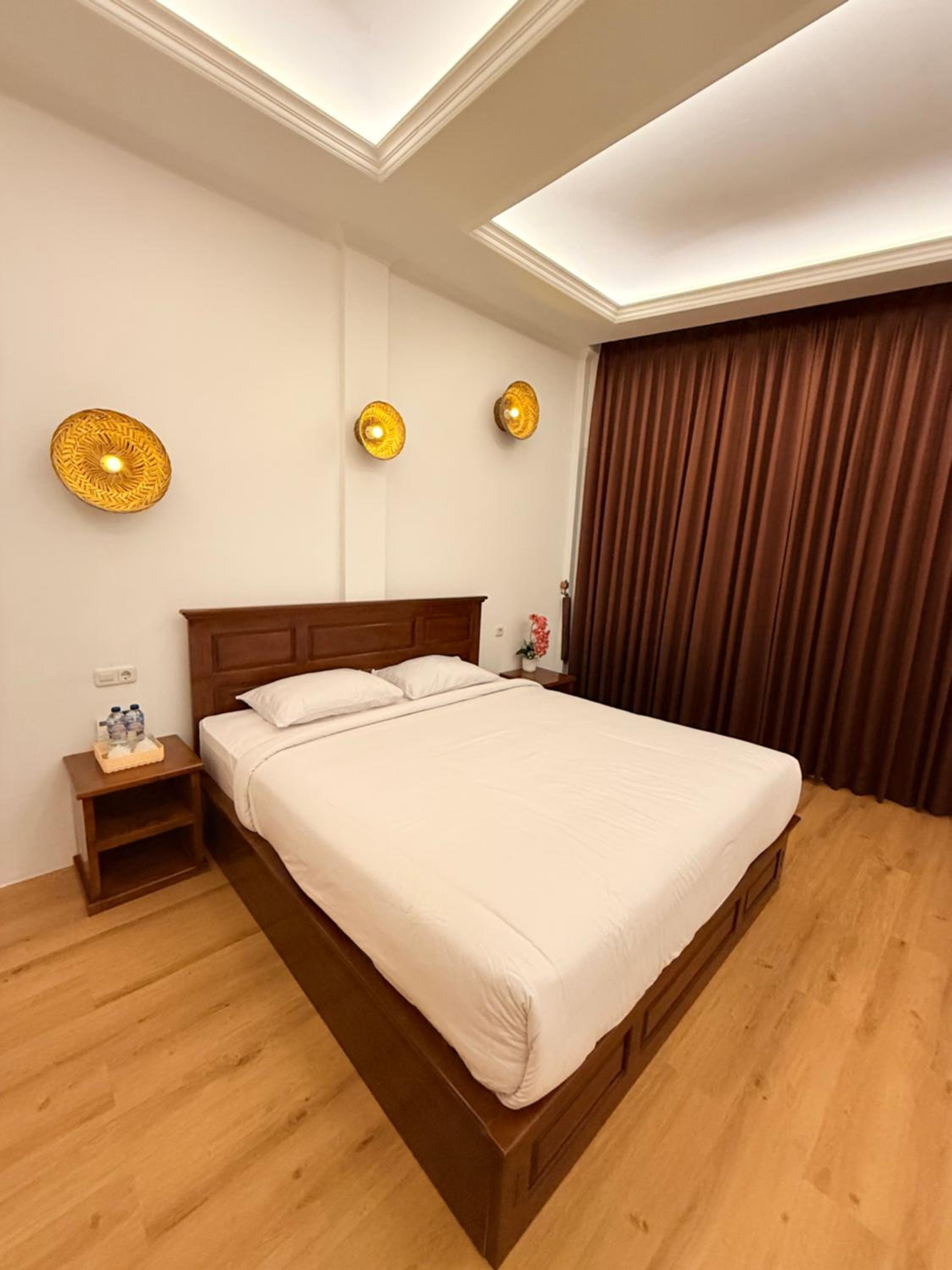 Deluxe Suite with Spa Bath