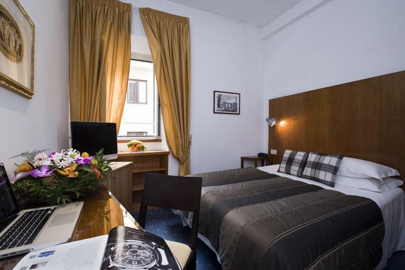 Economy Double Room photo 1