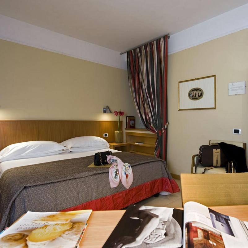 Economy Double Room photo 3
