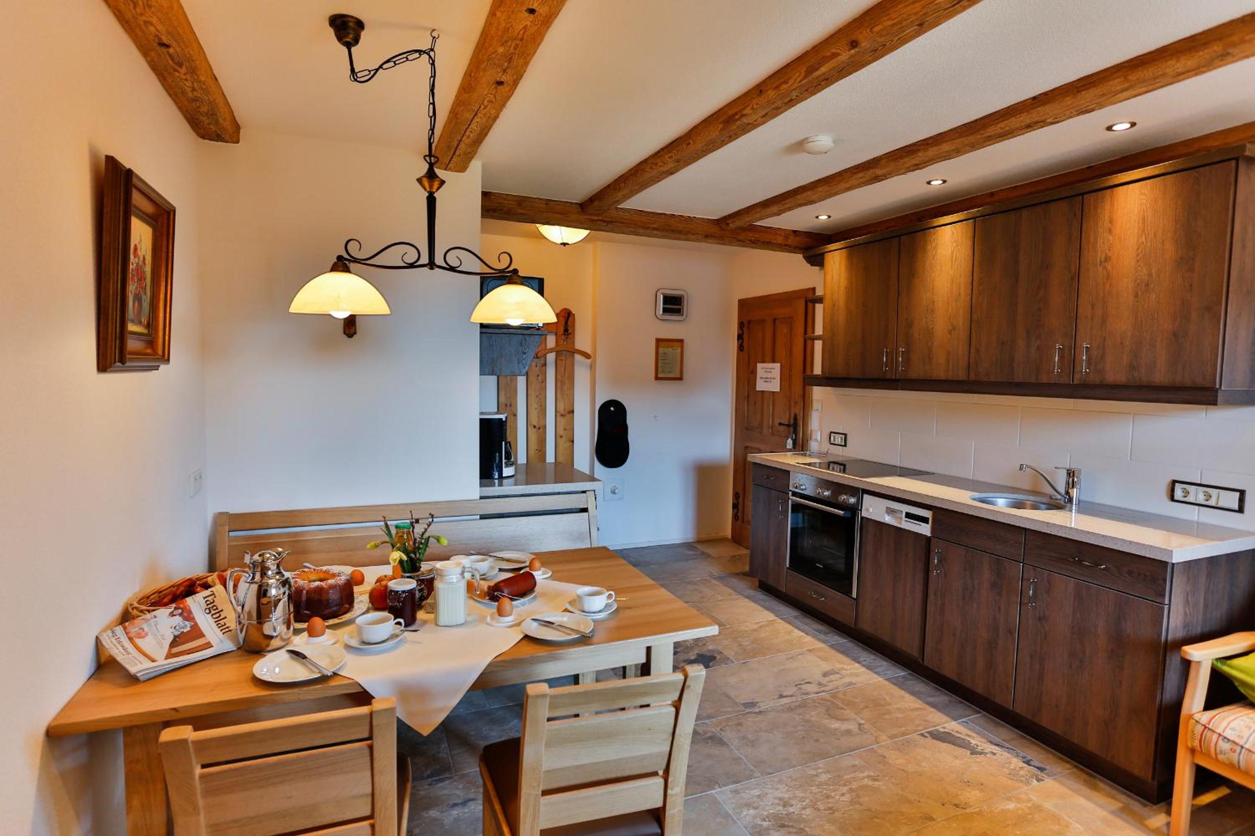Two-Bedroom Apartment with Mountain View - Nr. 2 photo 3